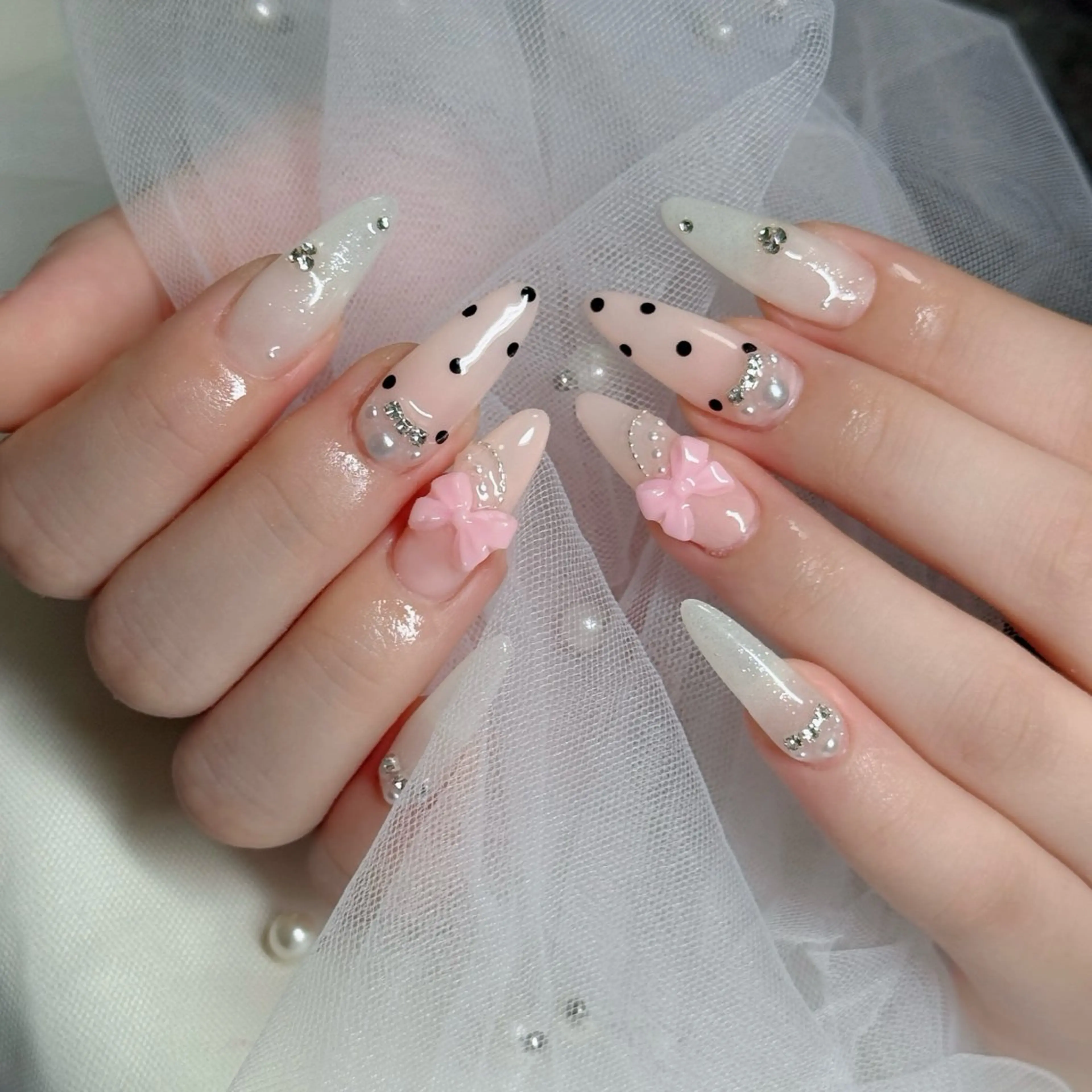 ネイル フットネイル フレンチネイル グラデーション 韓国ネイル ロングネイル ハンドネイル Hani Nail Salonのネイルデザイン