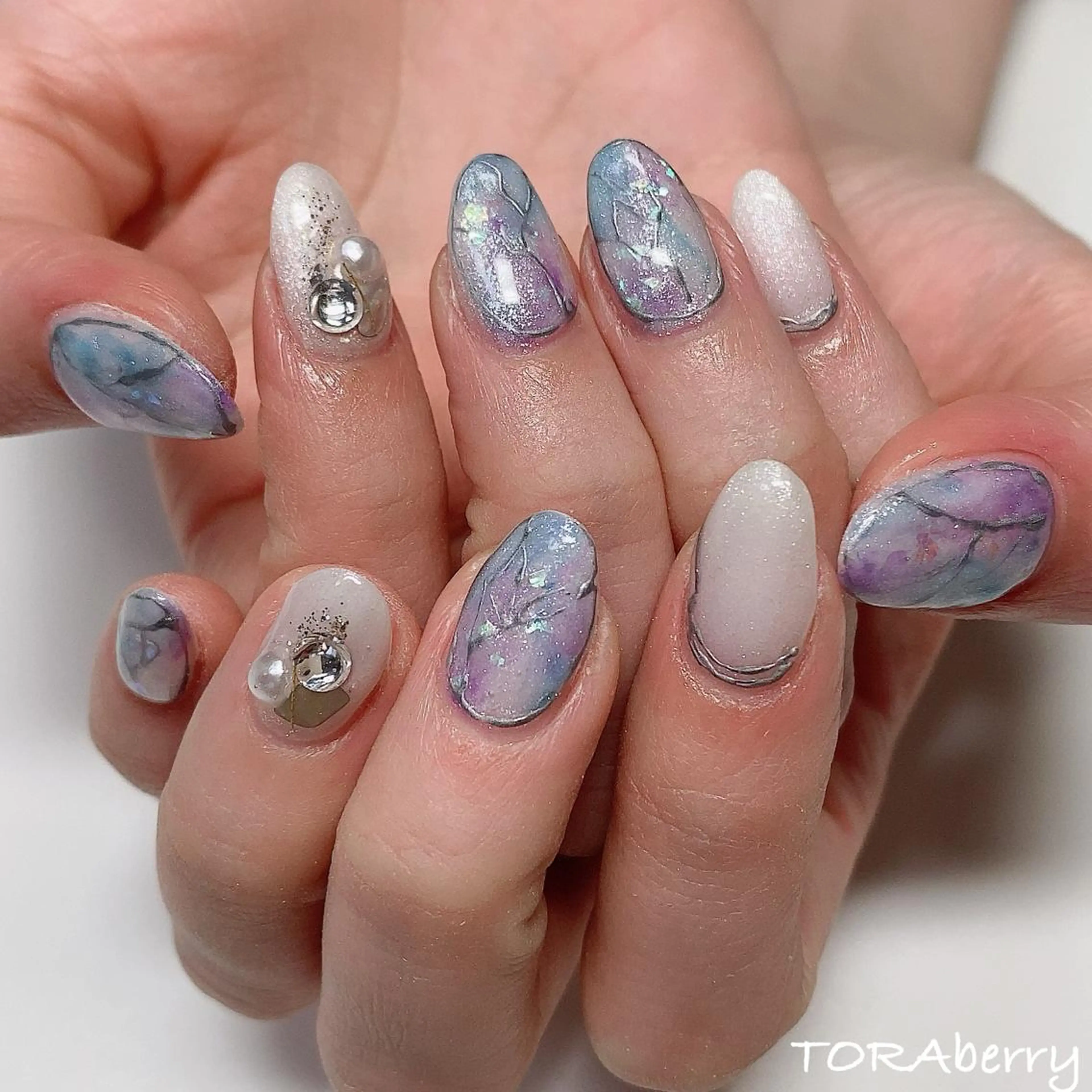 ネイル ハンドネイル ネイリスト なつみのネイルデザイン