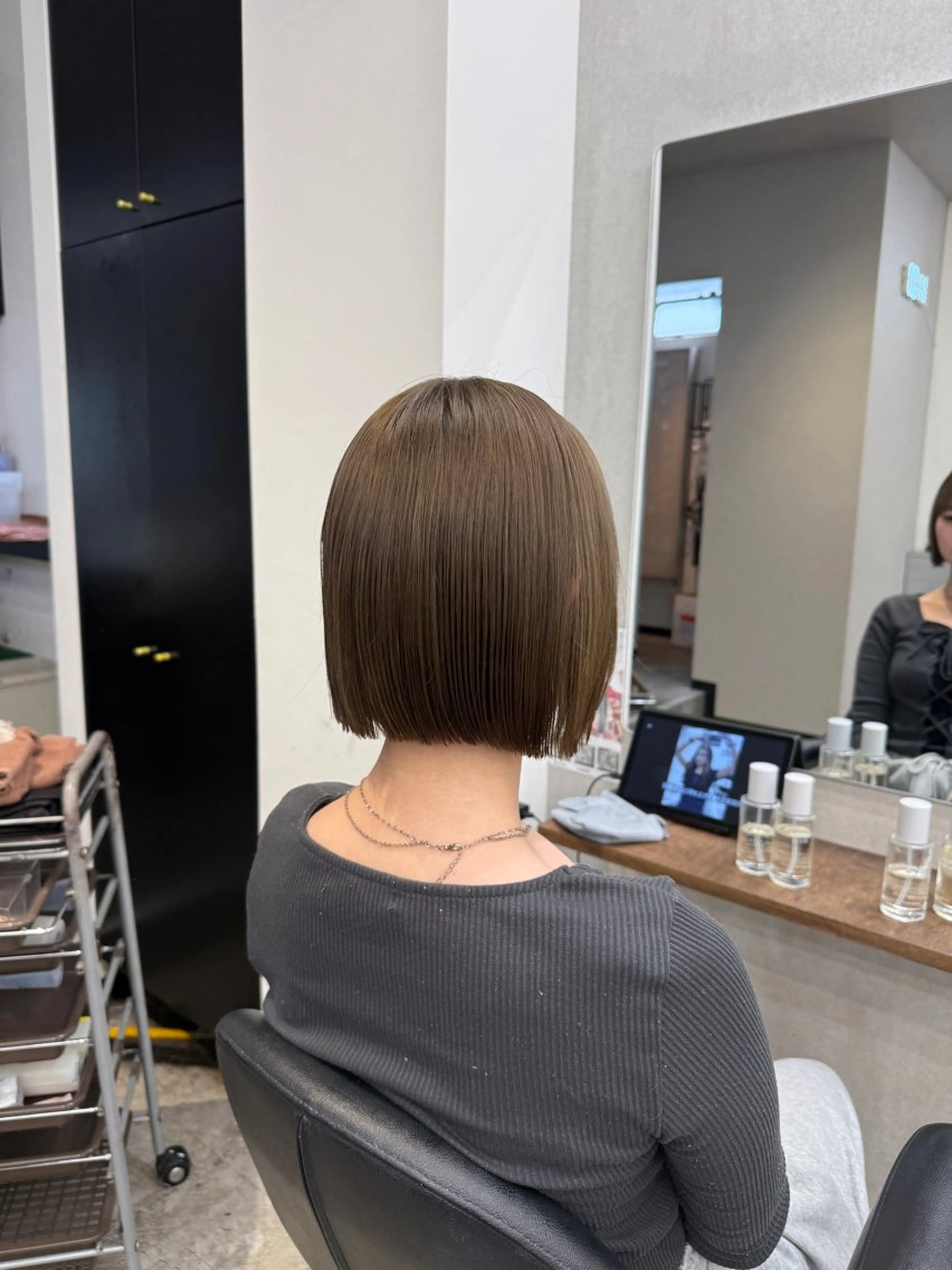 ミディアム ハイトーンカラー🐬 えりかのヘアスタイル