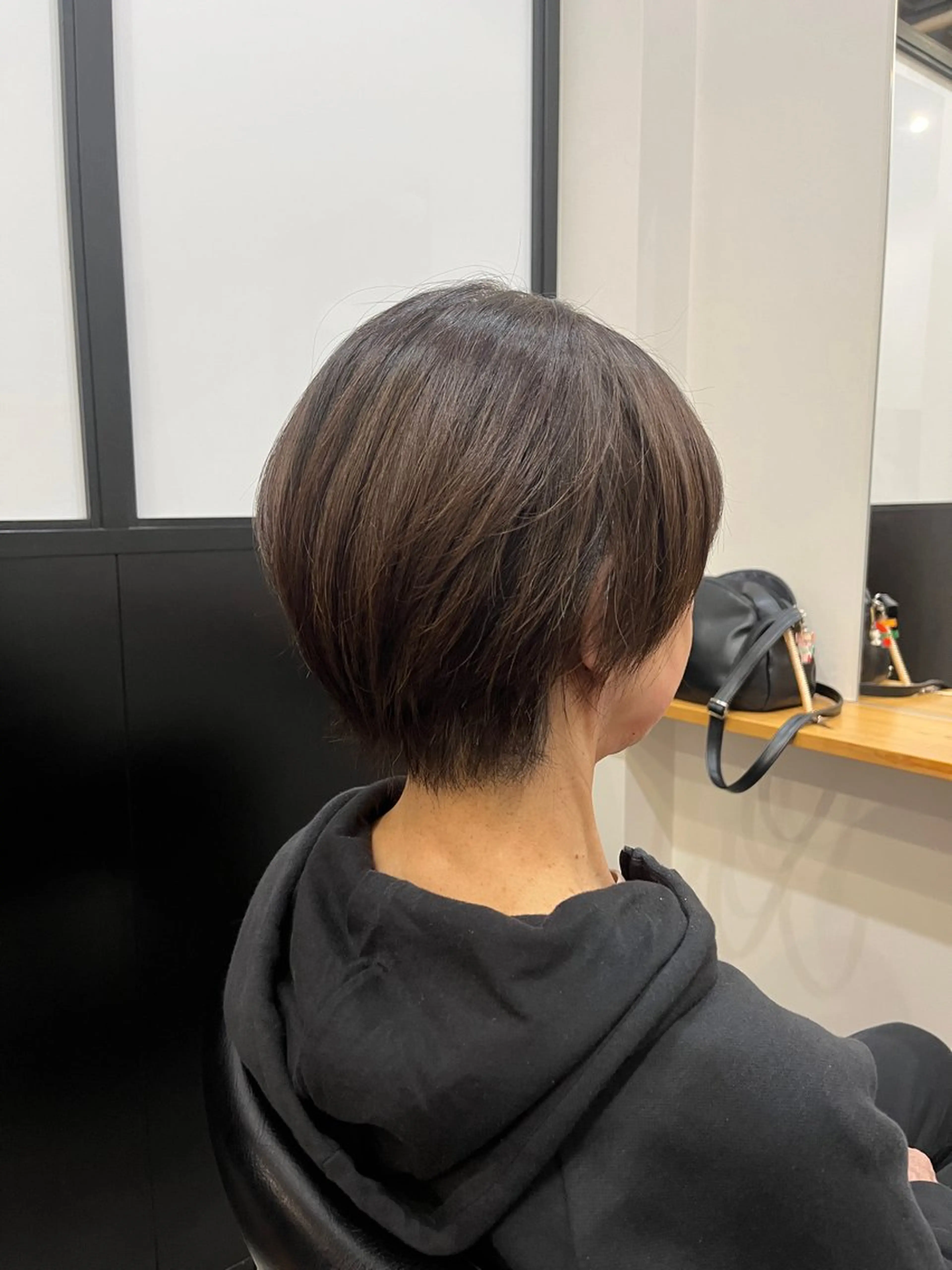 ショート 岩佐 篤武のヘアスタイル