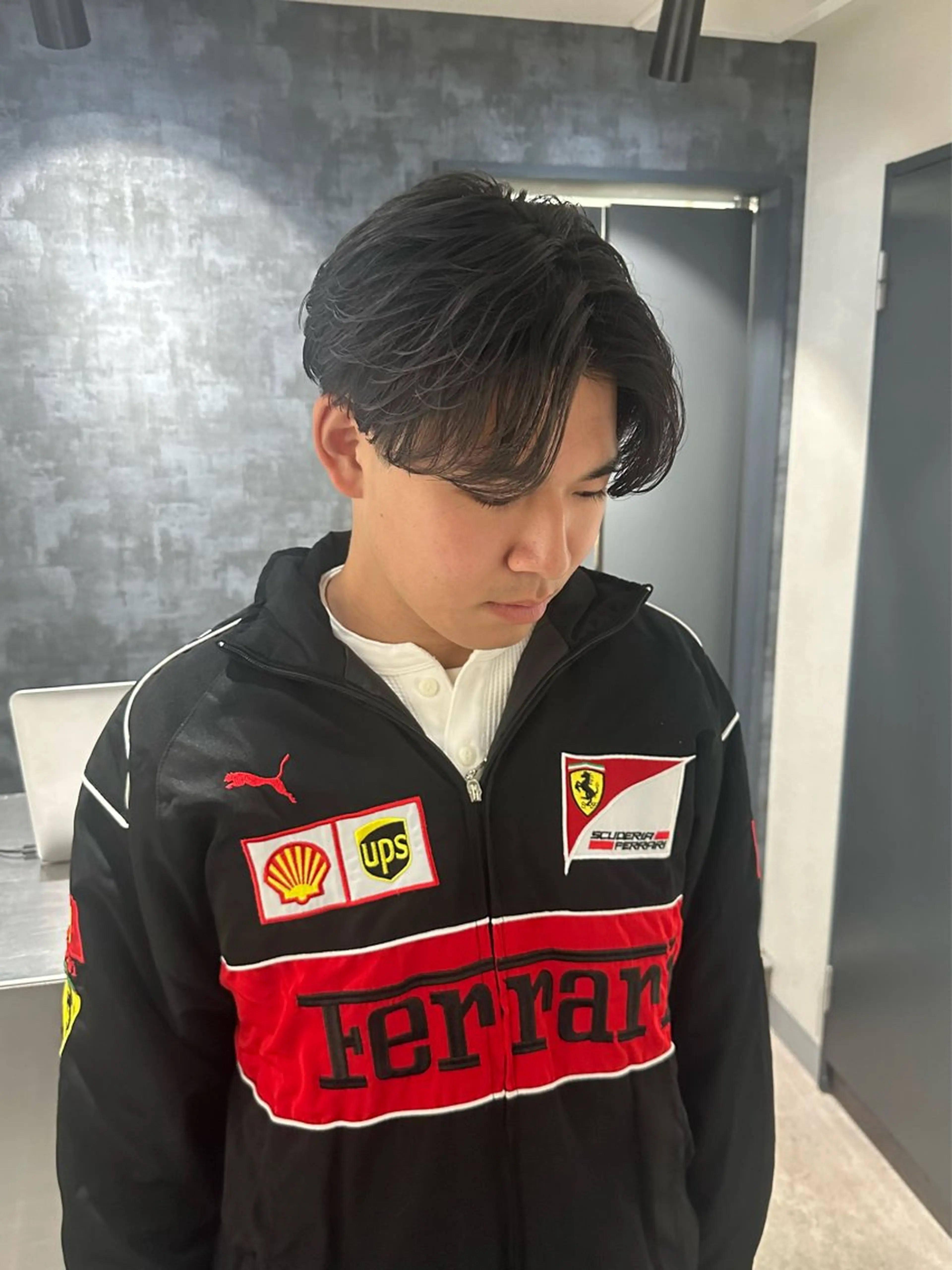 ミディアム パーマ メンズ センターパート カット パーマ SALOWIN 原宿 iori所属・💈原宿指名No.1 センターパート💈のヘアスタイル