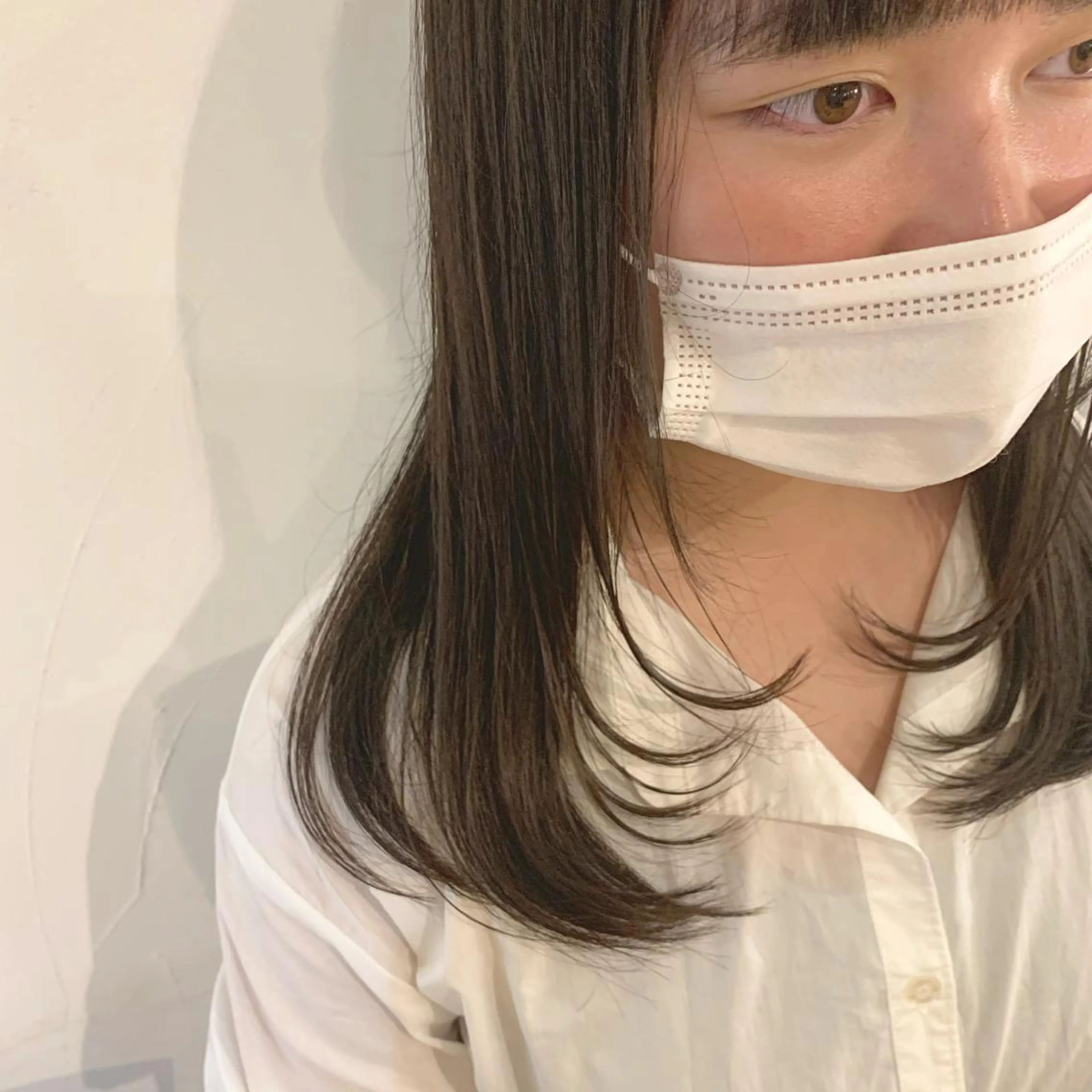 ロング 顔周りカット ロング lico 新札幌所属・Lilly リリィのヘアスタイル