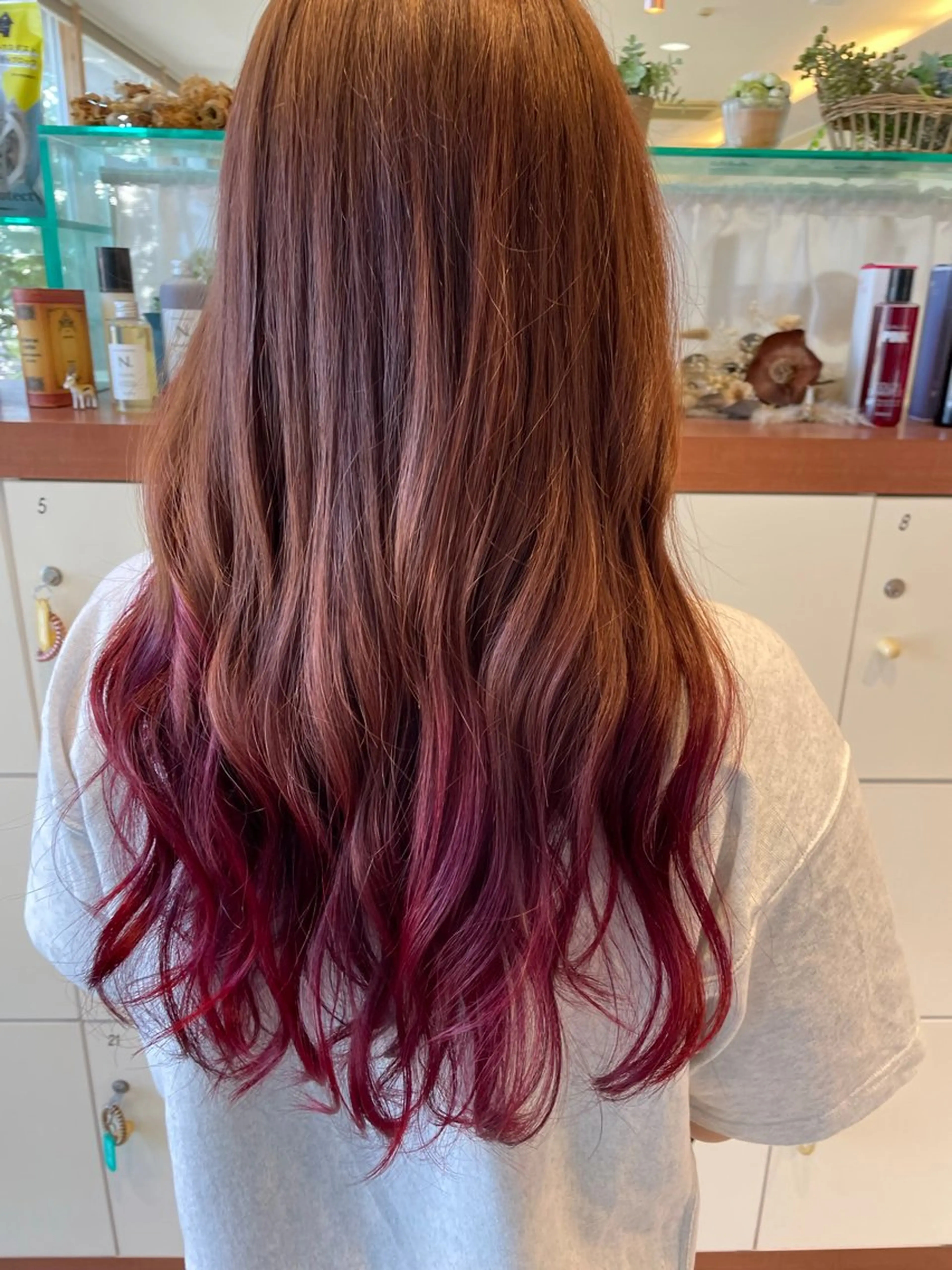 ロング カット ヘアカラー トリートメント 日置 大智のヘアスタイル