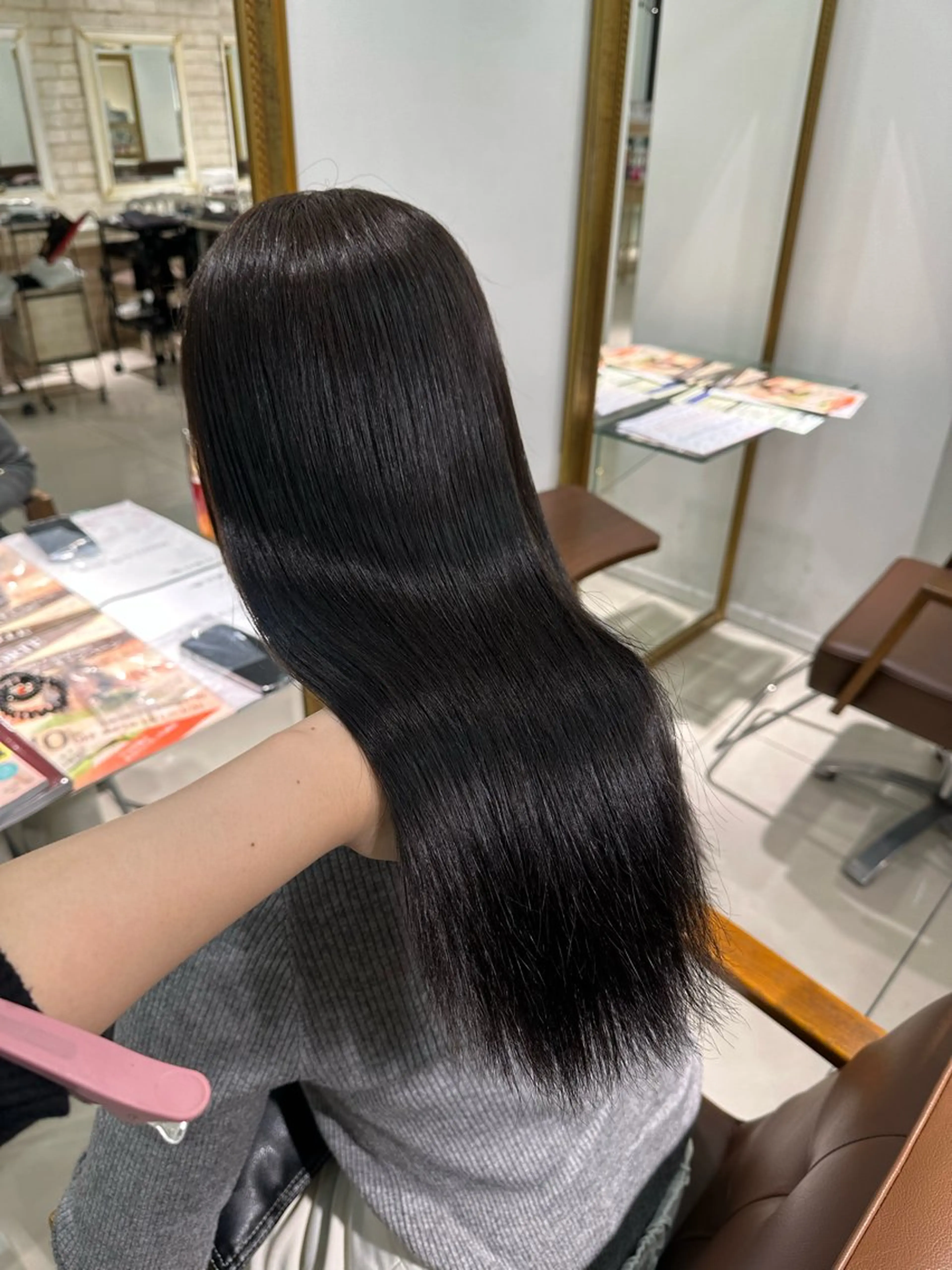 ロング カラー ココアグレージュ グレージュ 髪質改善カラー🤍 Nanakoのヘアスタイル