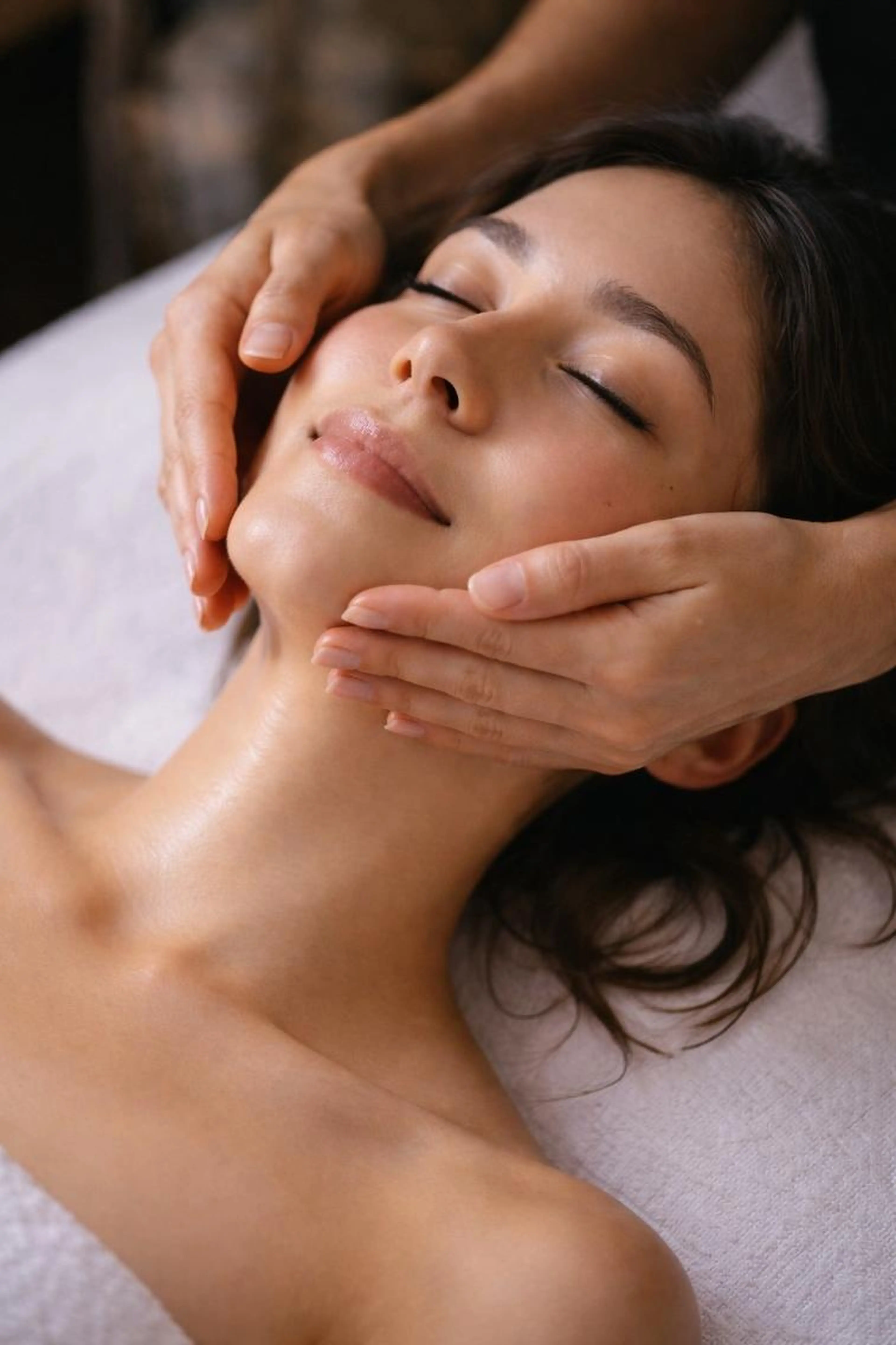 【毛穴引き締めパック付き🔥トーンUPで垢抜け確定💖化粧乗りアップつるん肌へ】顔脱毛(全顔+クレイパック)💎の写真