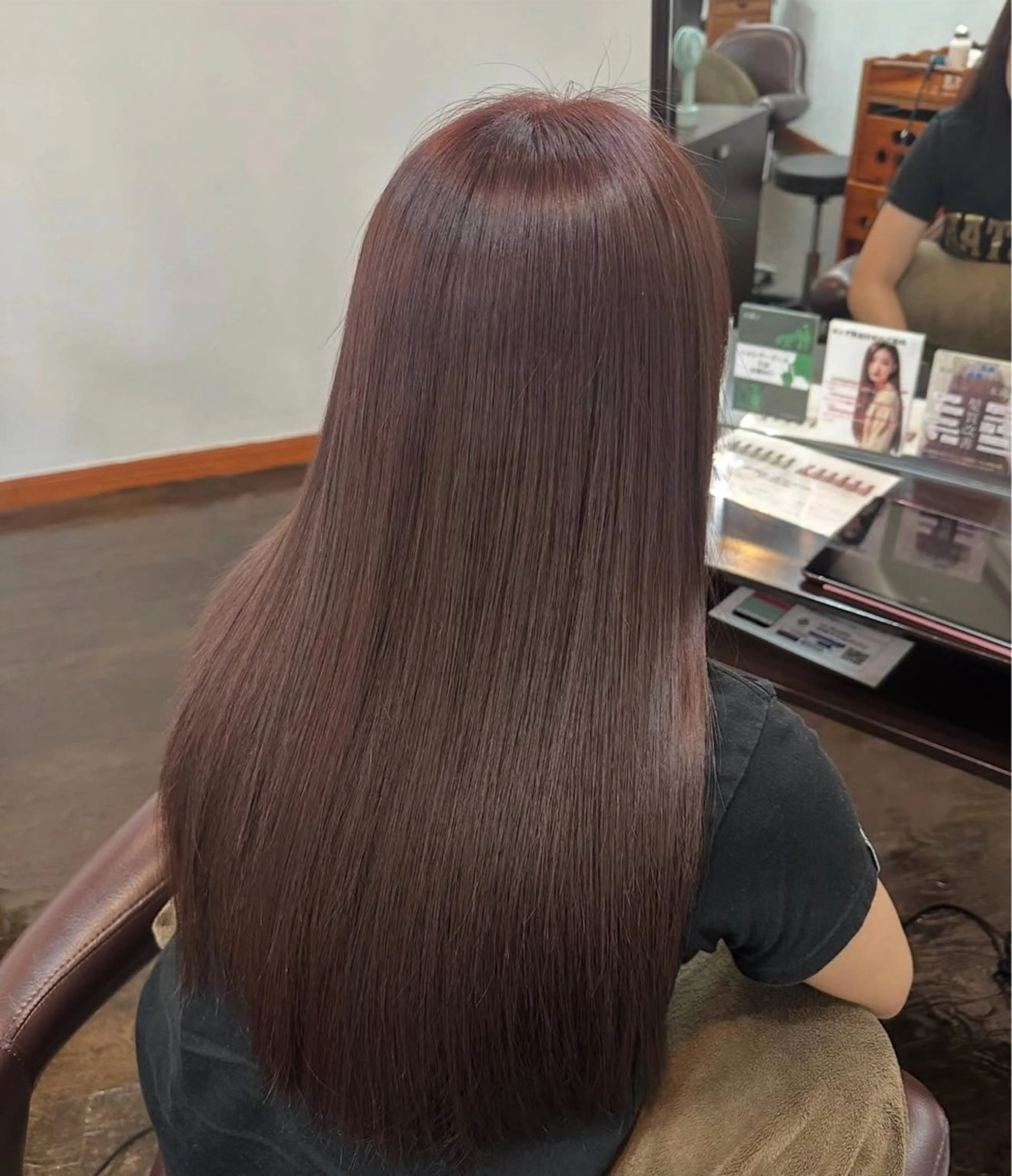 ロング カラー 山本 真央のヘアスタイル