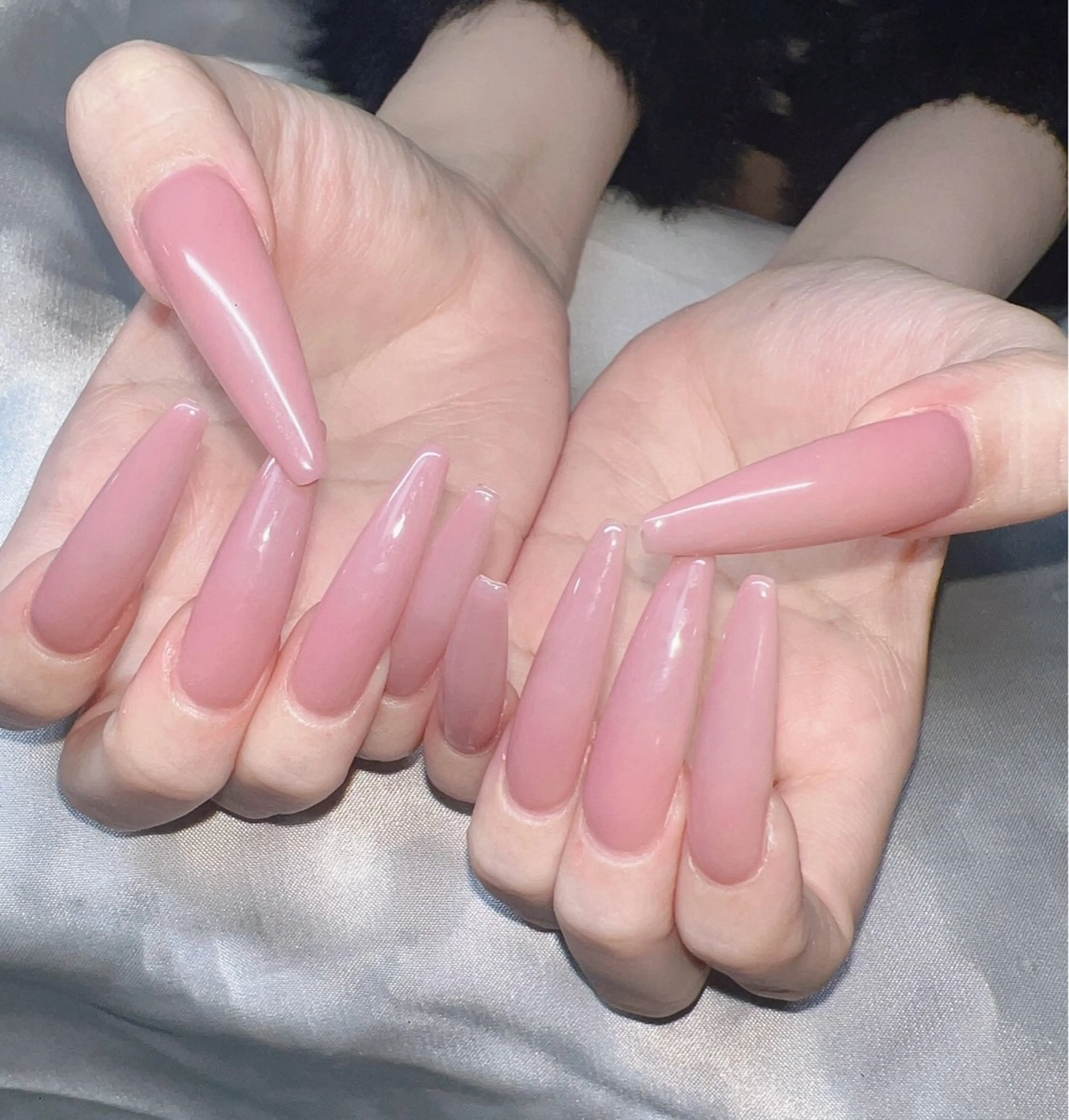 ネイル 長さ出し グラデーション 卒業式 キラキラネイル マグネットネイル Lee Nailsのネイルデザイン
