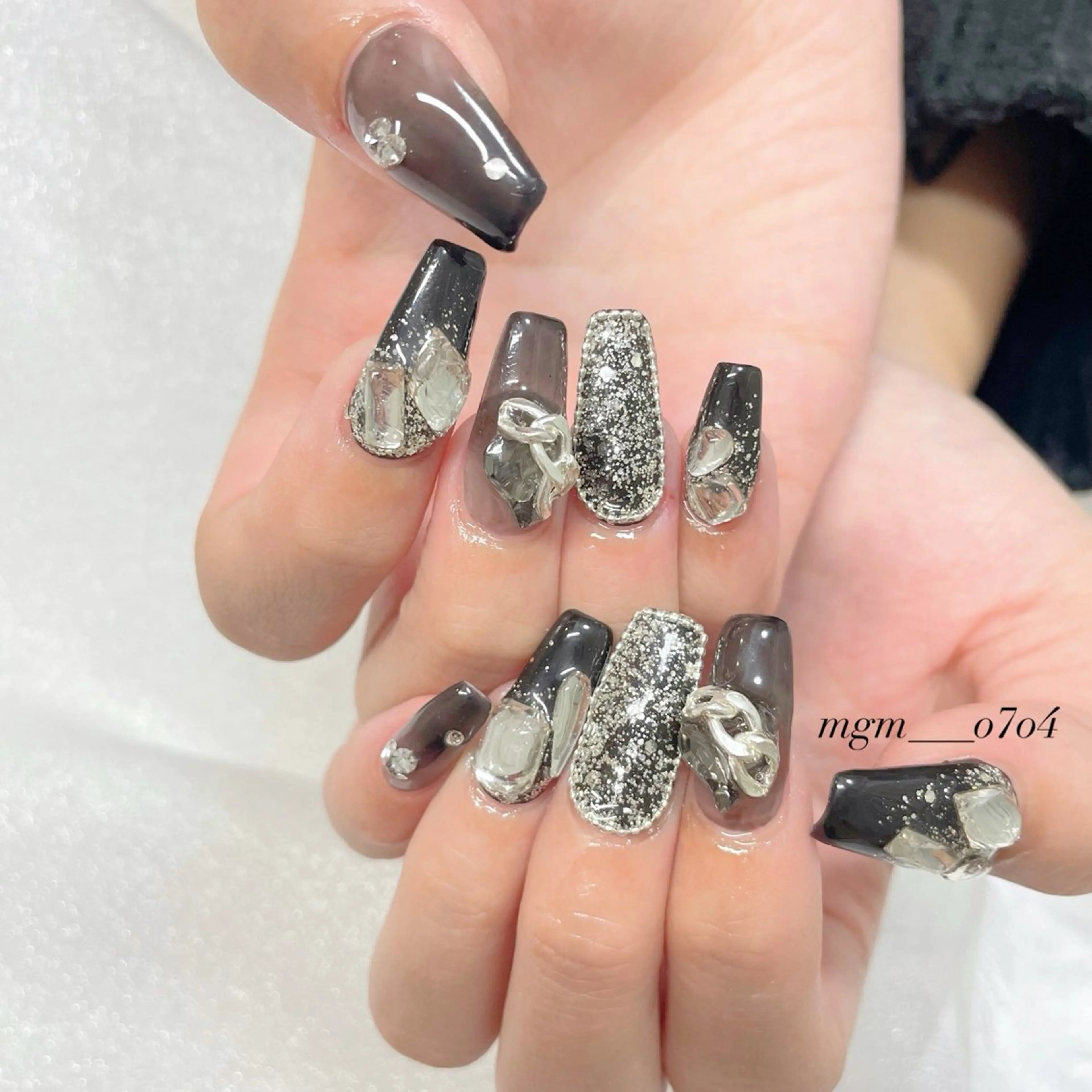 ネイル ハンドネイル ハンドケア MoON...❤︎ MeGuのネイルデザイン