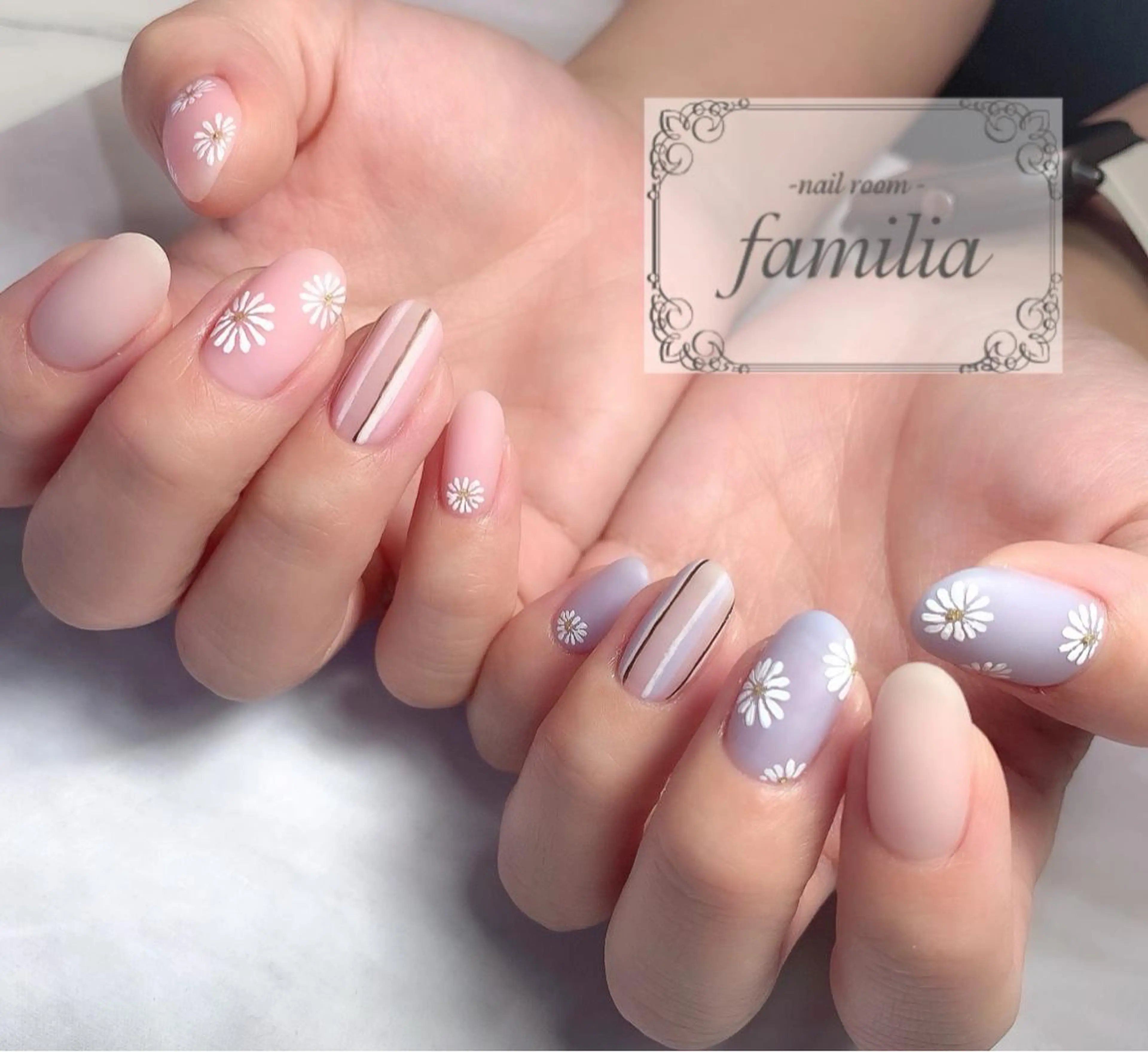 ネイル -nailroom- familiaのネイルデザイン