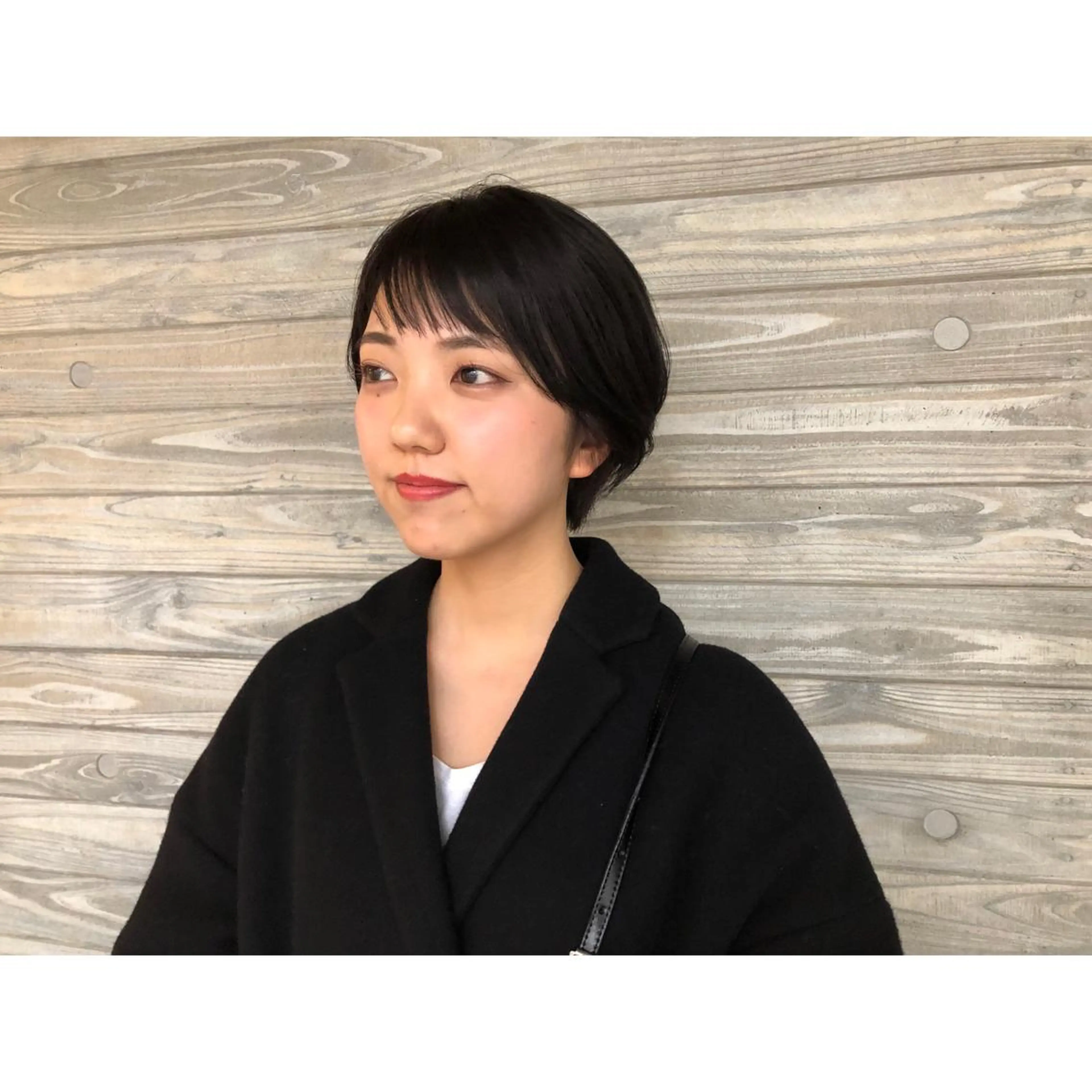 ショート カラー パーマ ヘアアレンジ 藤井 菜緒のヘアスタイル