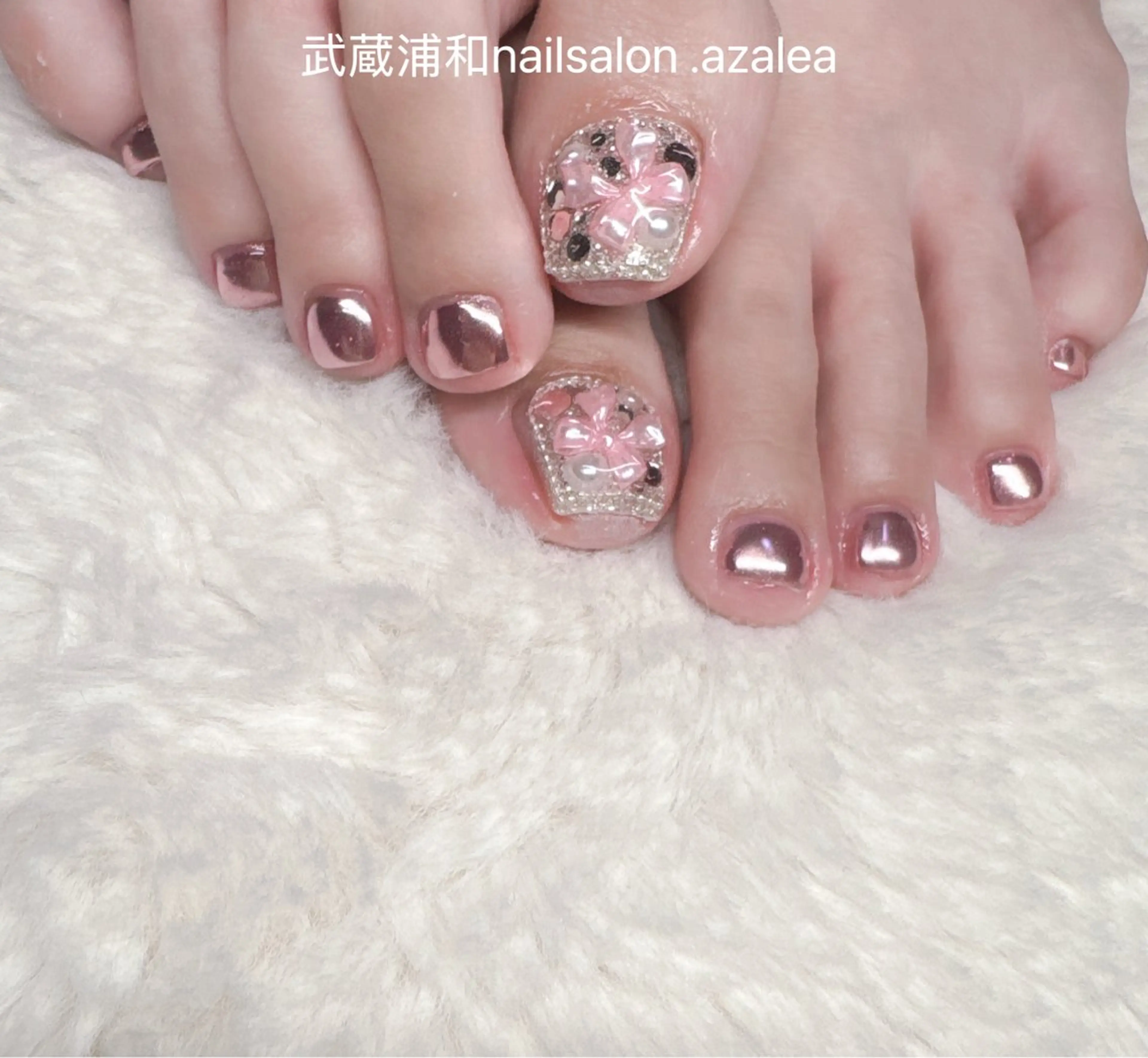 ネイル フットネイル R inのネイルデザイン