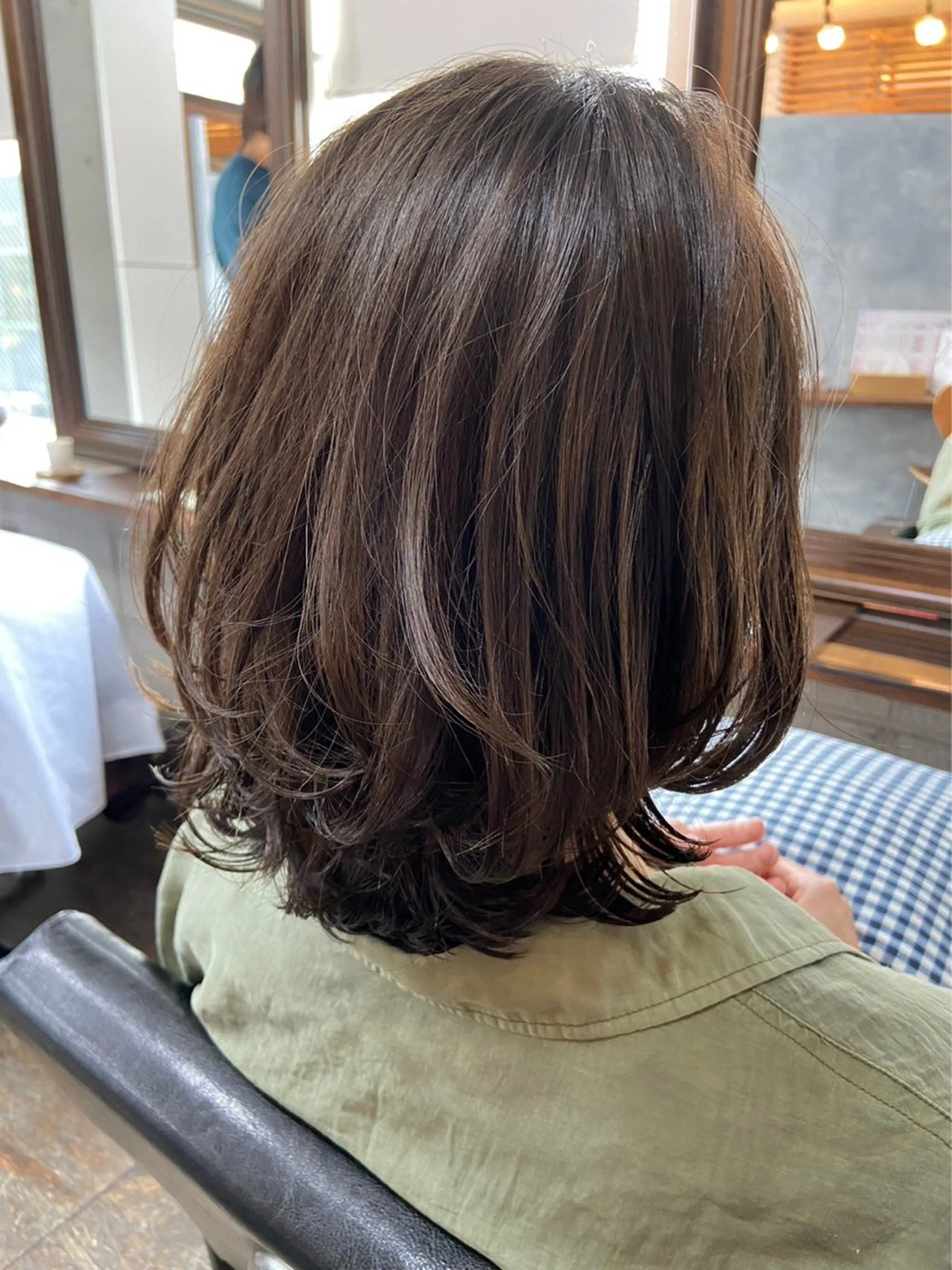 ミディアム カット ヘアカラー トリートメント 中山 丈也のヘアスタイル