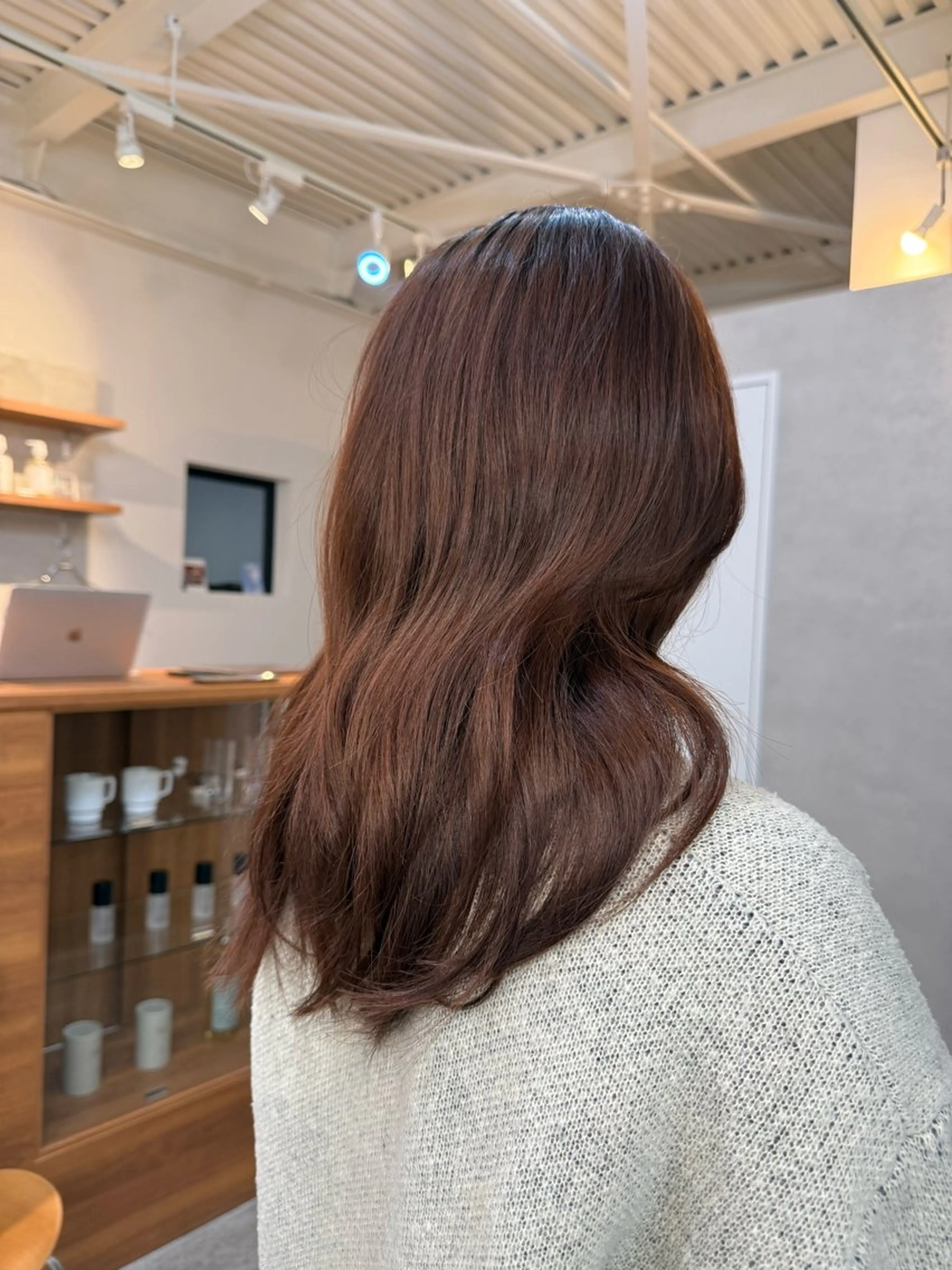 ミディアム ミディアムレイヤー レイヤーカット soa.ママ美容師 寺田典子のヘアスタイル
