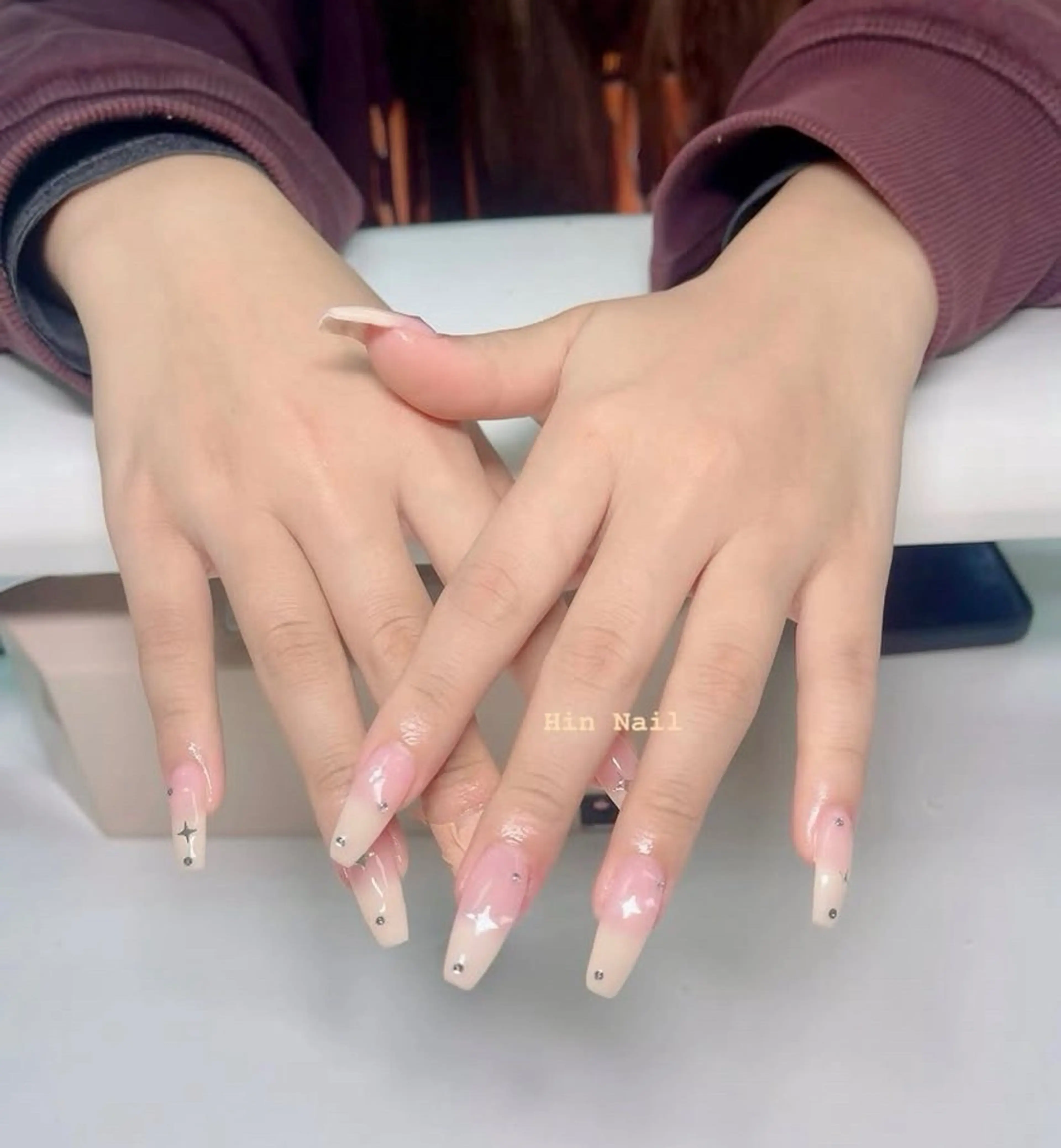ネイル Hin Nailsのネイルデザイン