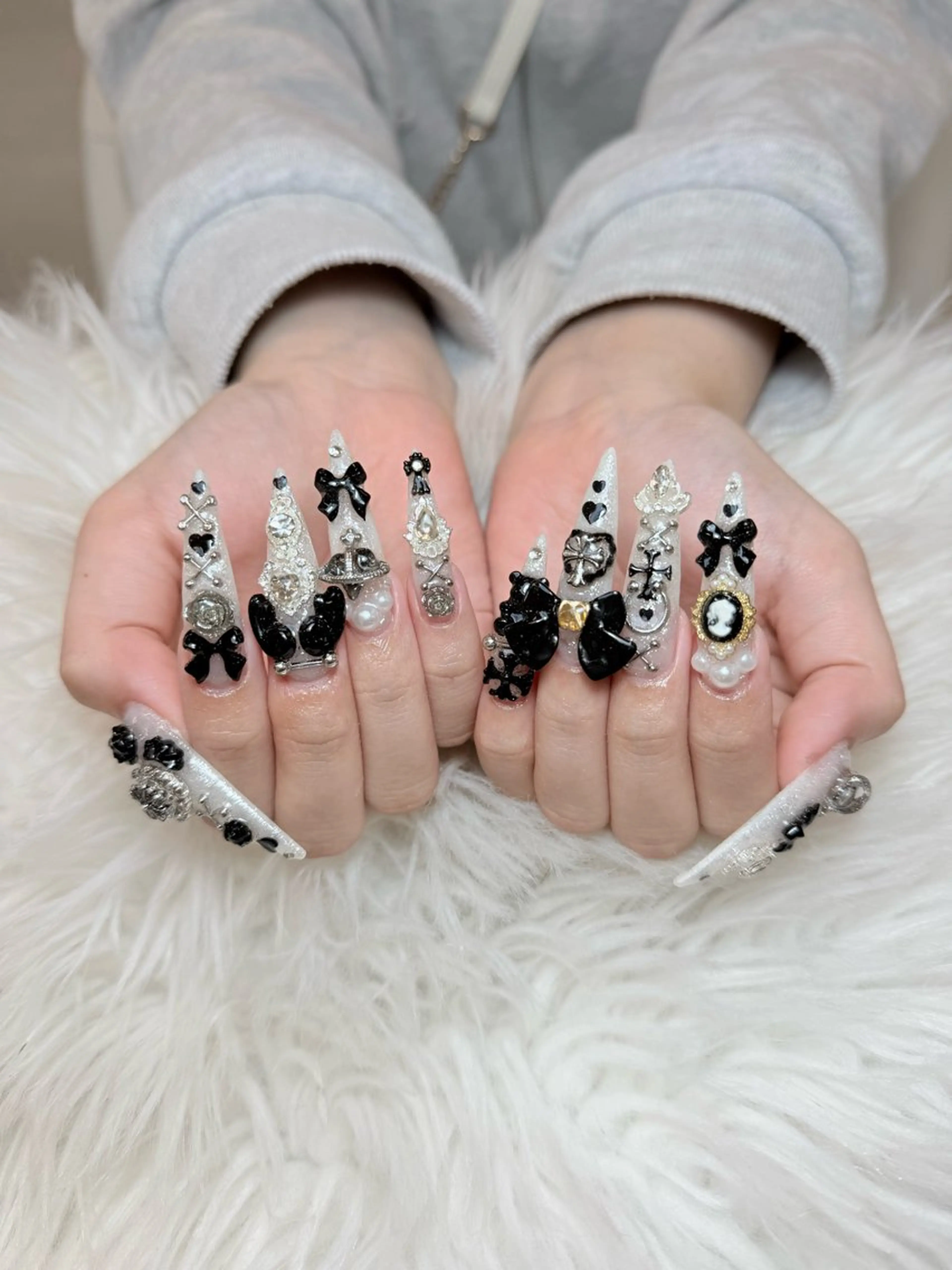 ネイル ハンドネイル ANH ゴテゴテネイルサロンのネイルデザイン