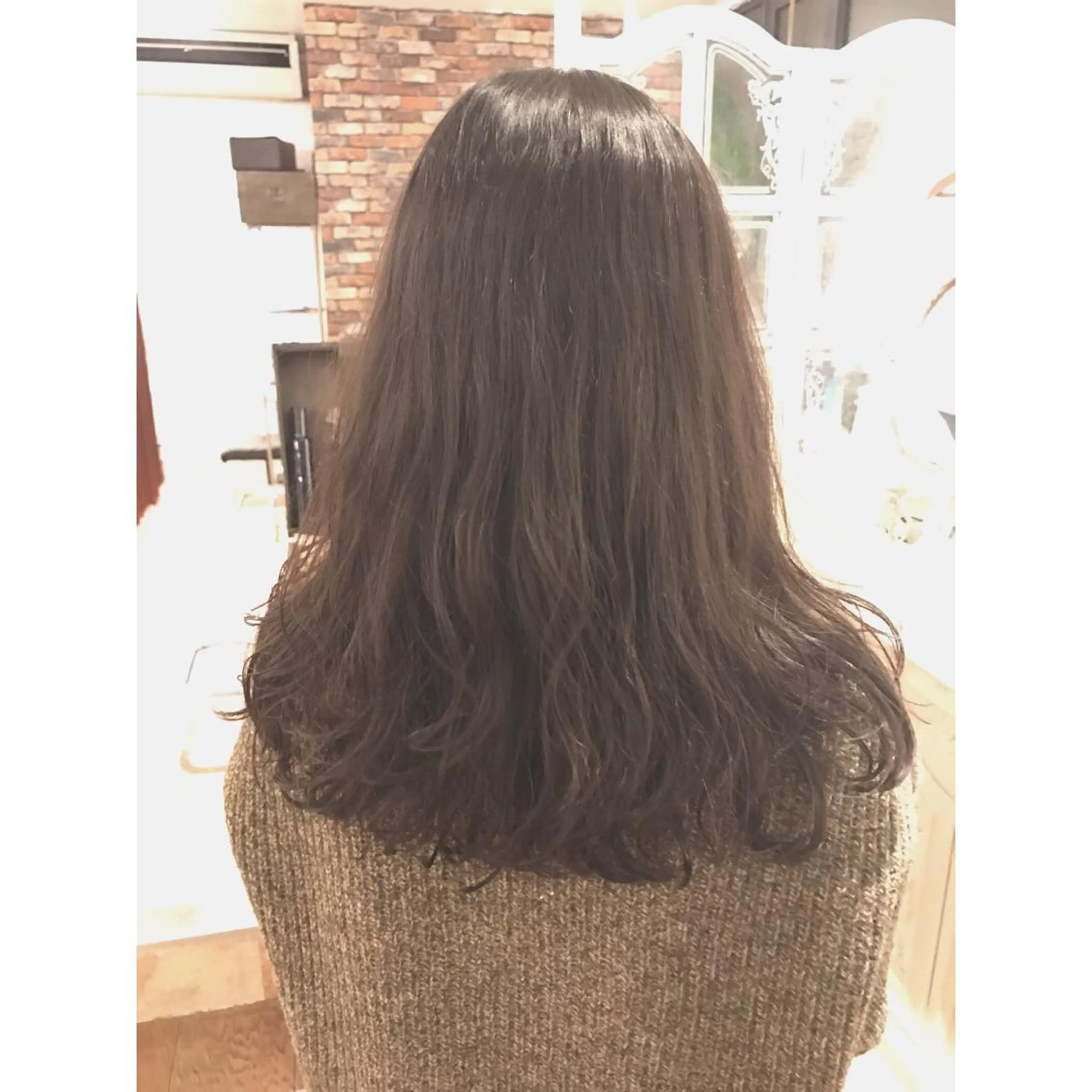 セミロング カラー パーマ セミロングパーマ ベージュカラー ニュアンスパーマ マエダ　カズエ🫶 coronahairのヘアスタイル