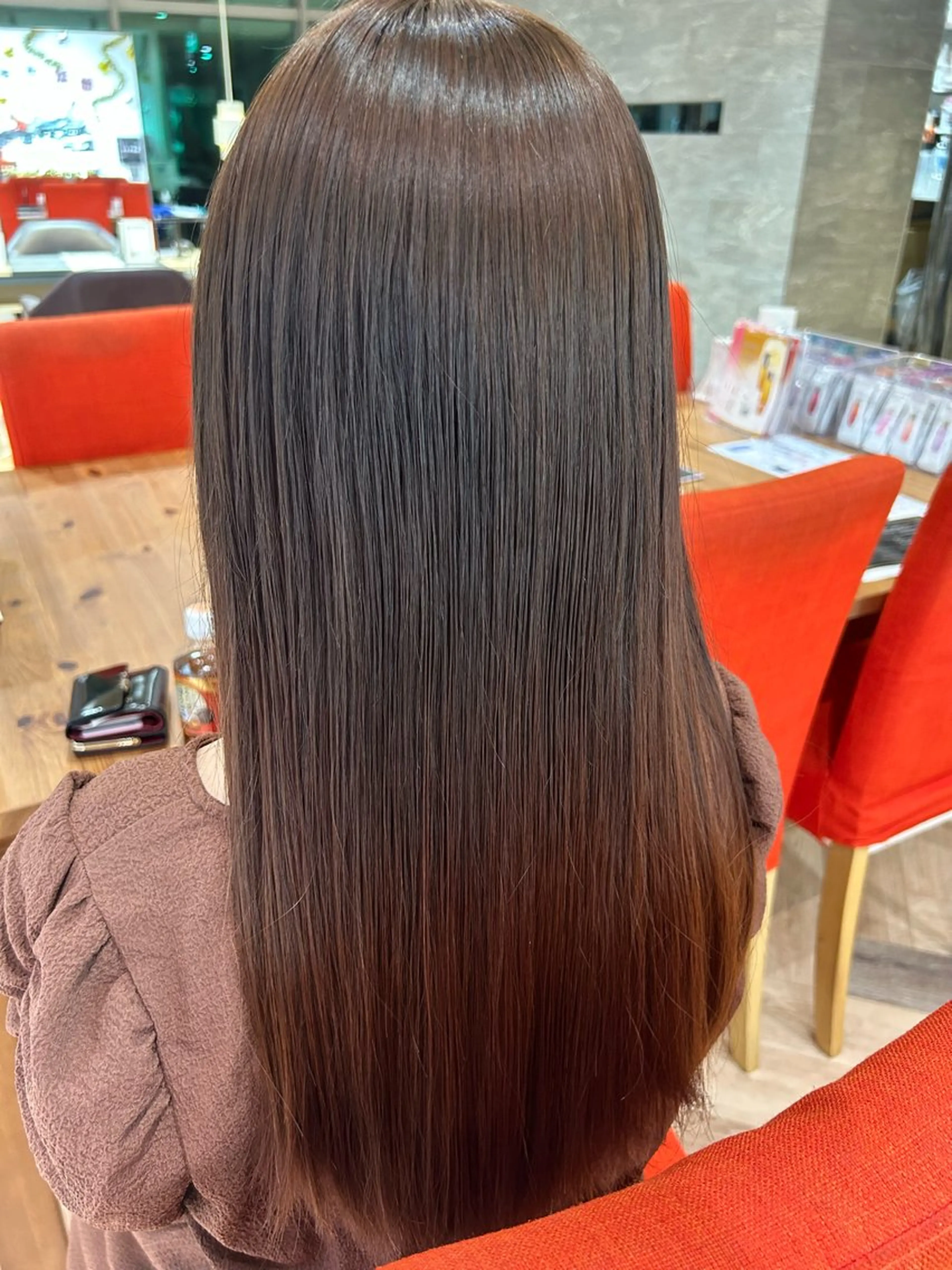 ロング カラー ブラウンカラー ピンクカラー ピンクブラウン 加藤 千穂のヘアスタイル