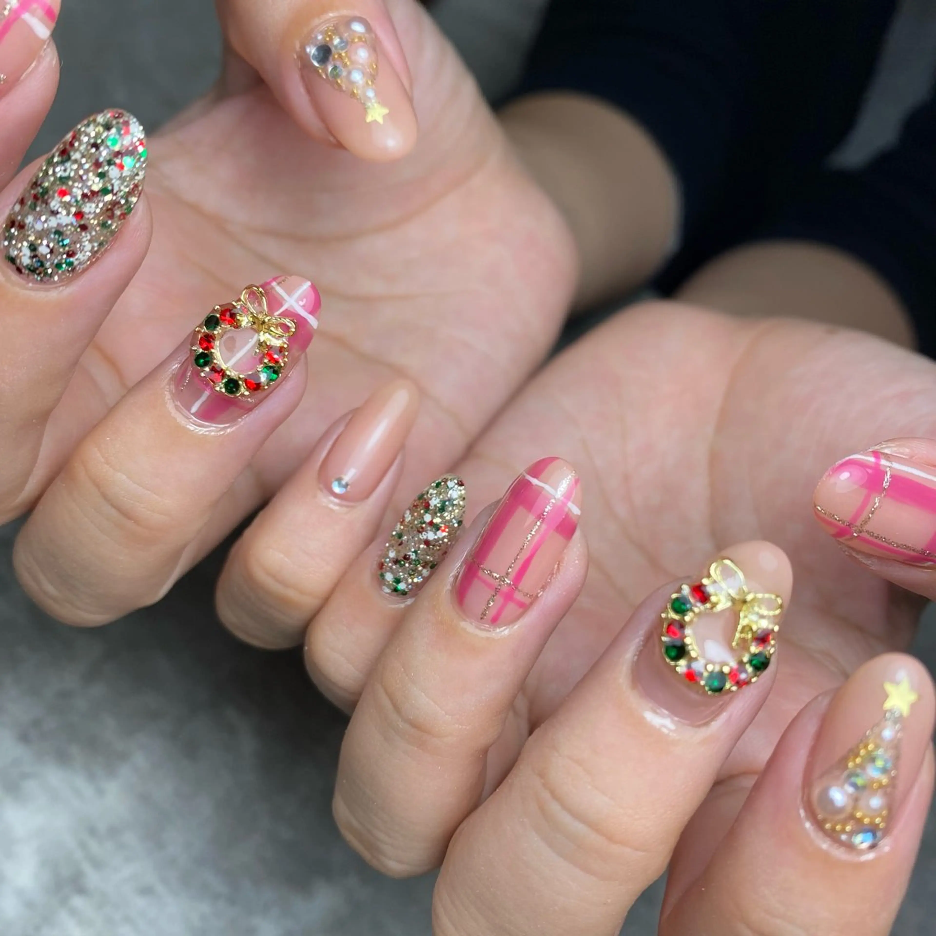 ネイル アートネイル 冬ネイル クリスマス ハンドネイル yuki nail...のネイルデザイン