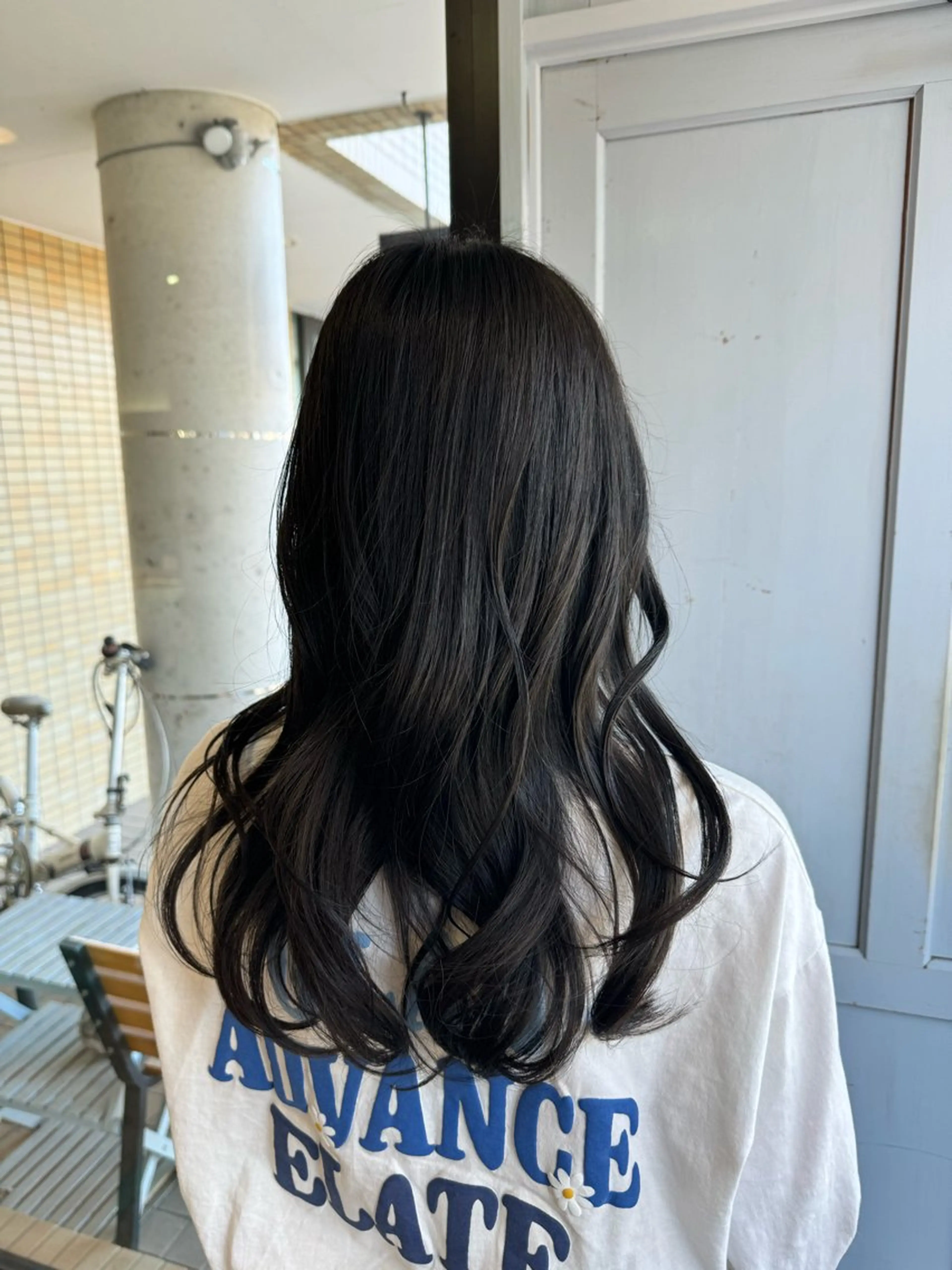 ロング カラー ヘアカラー トリートメント ツキダテ ユイのヘアスタイル