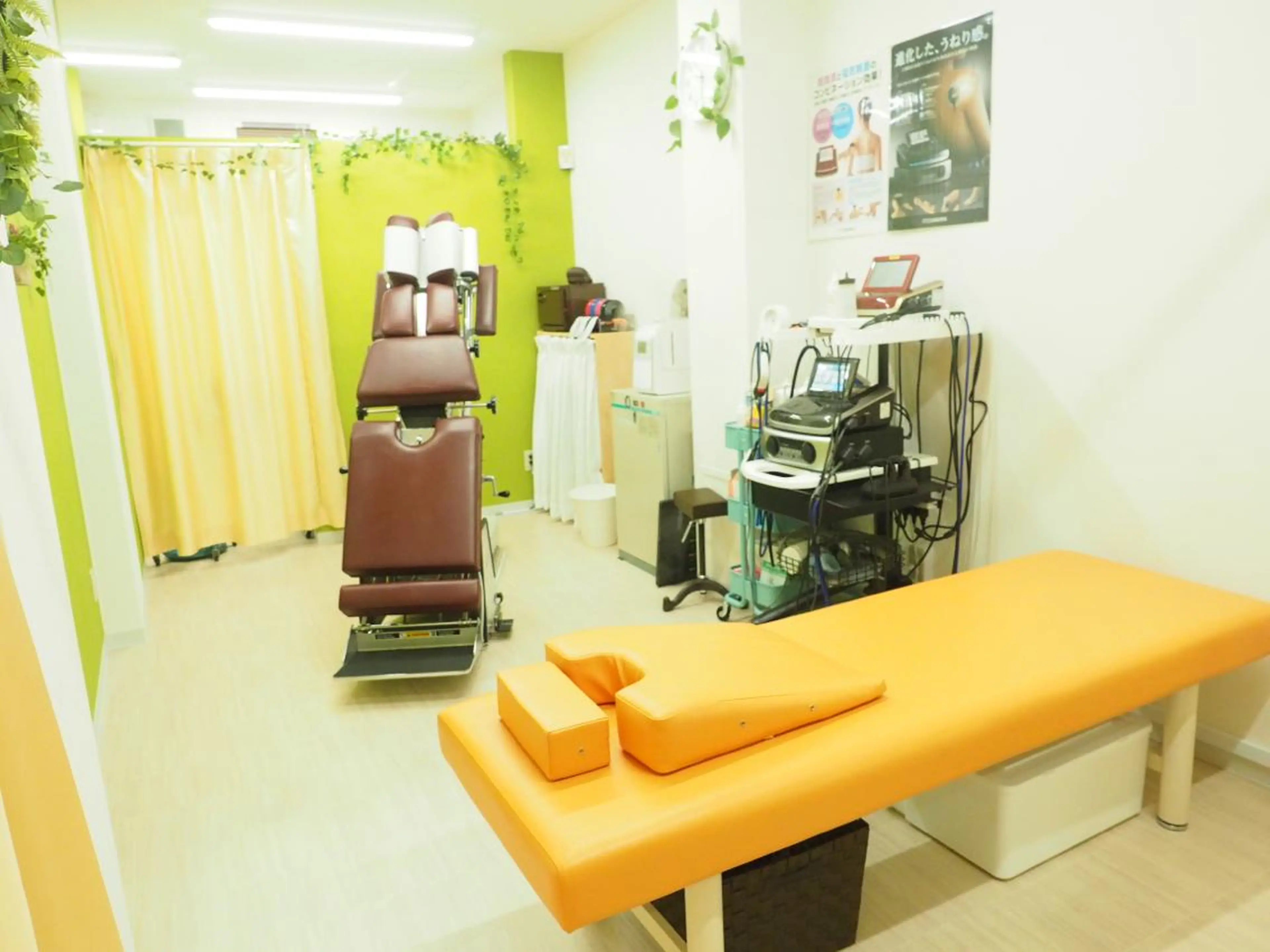 リラク 骨と筋肉の専門家 骨×筋LAB 真施　整体院所属・真施整体院 磯部のエステ・リラクイメージ