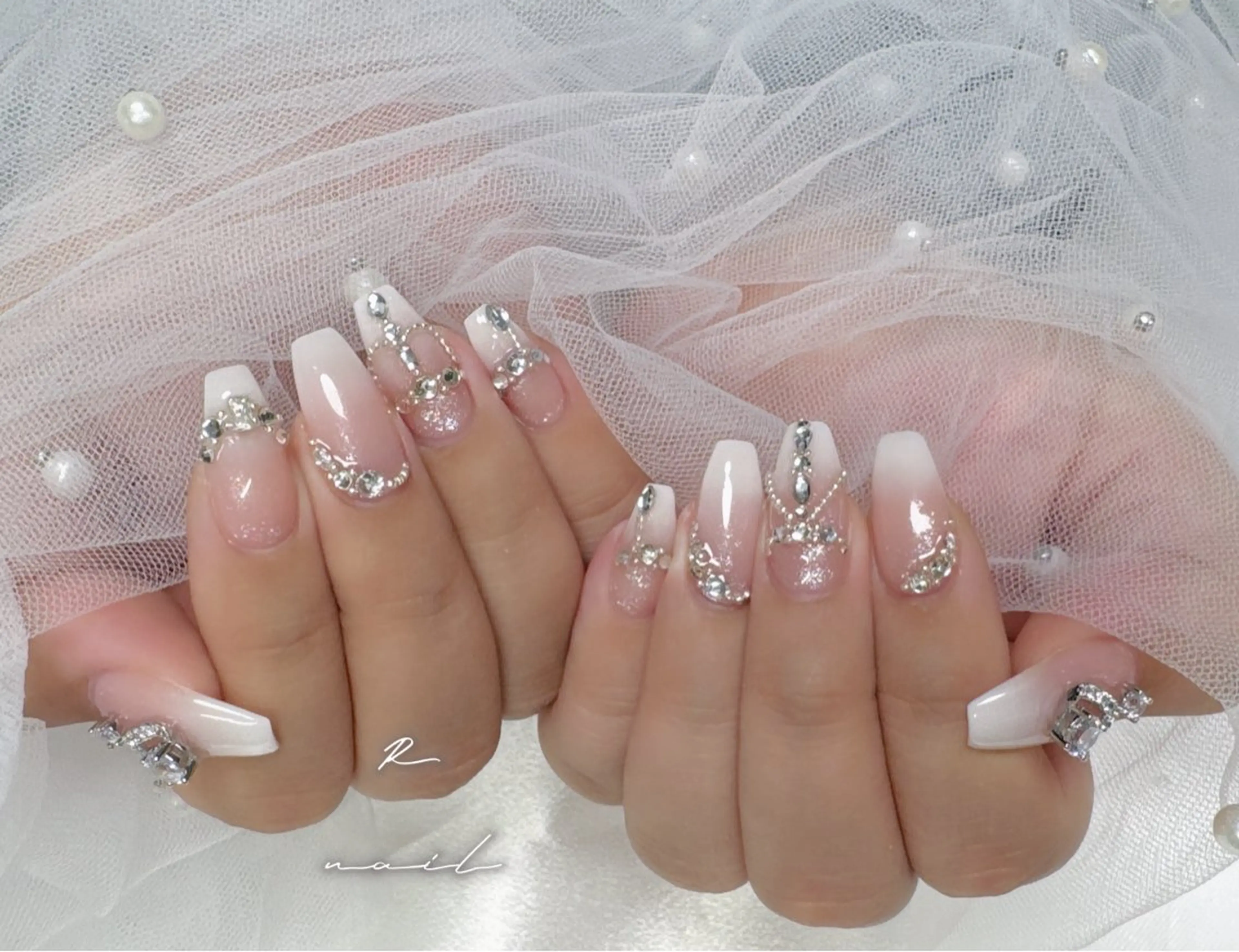 ネイル Rネイルサロン 本八幡店のネイルデザイン