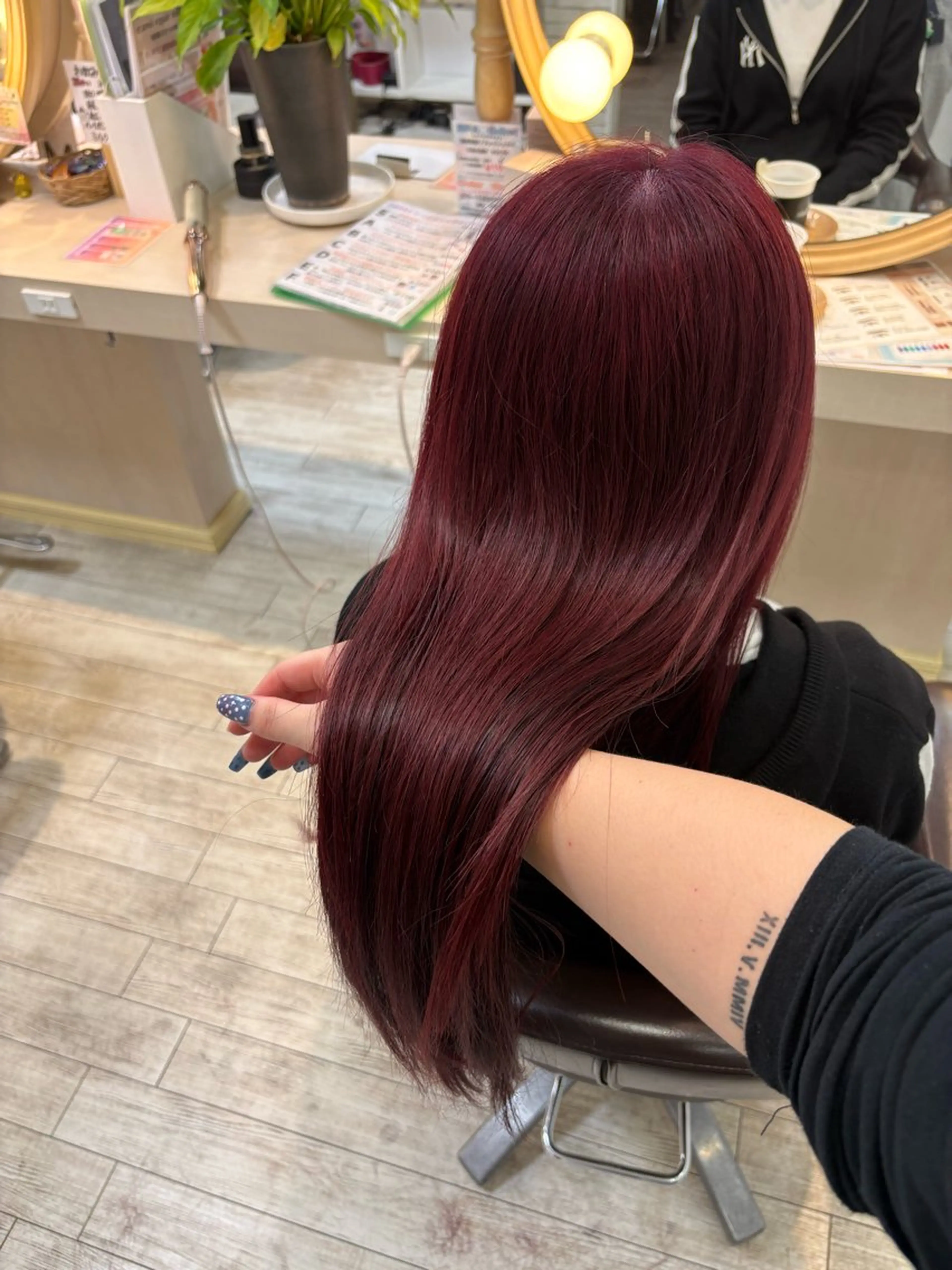 ロング カラー ブリーチ カット ヘアカラー パーマ エクステ CREA渋沢 モデル募集🌺アイナのヘアスタイル