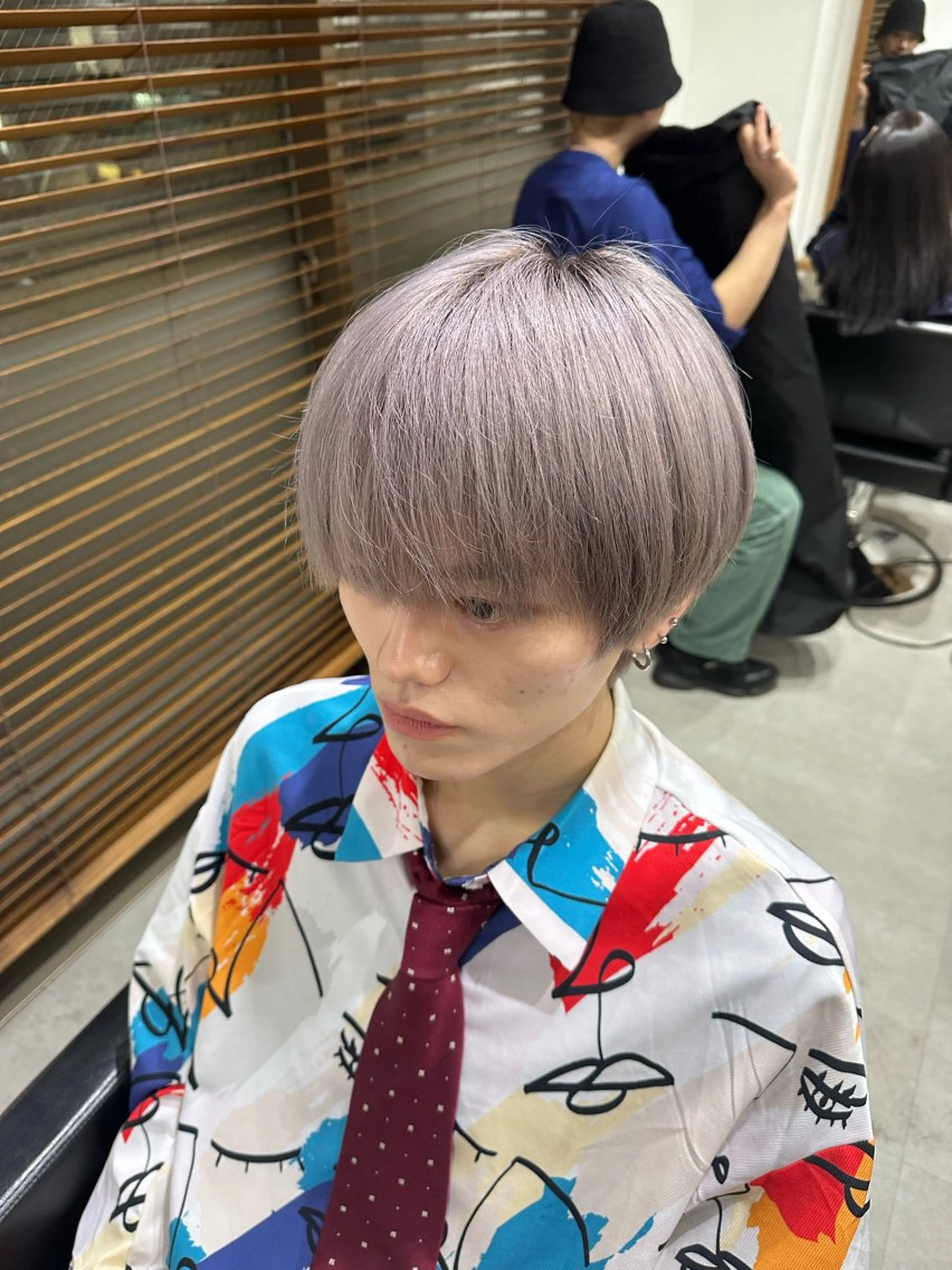 カラー 🐬脱白髪染めカラー 清水大世🐬のヘアスタイル