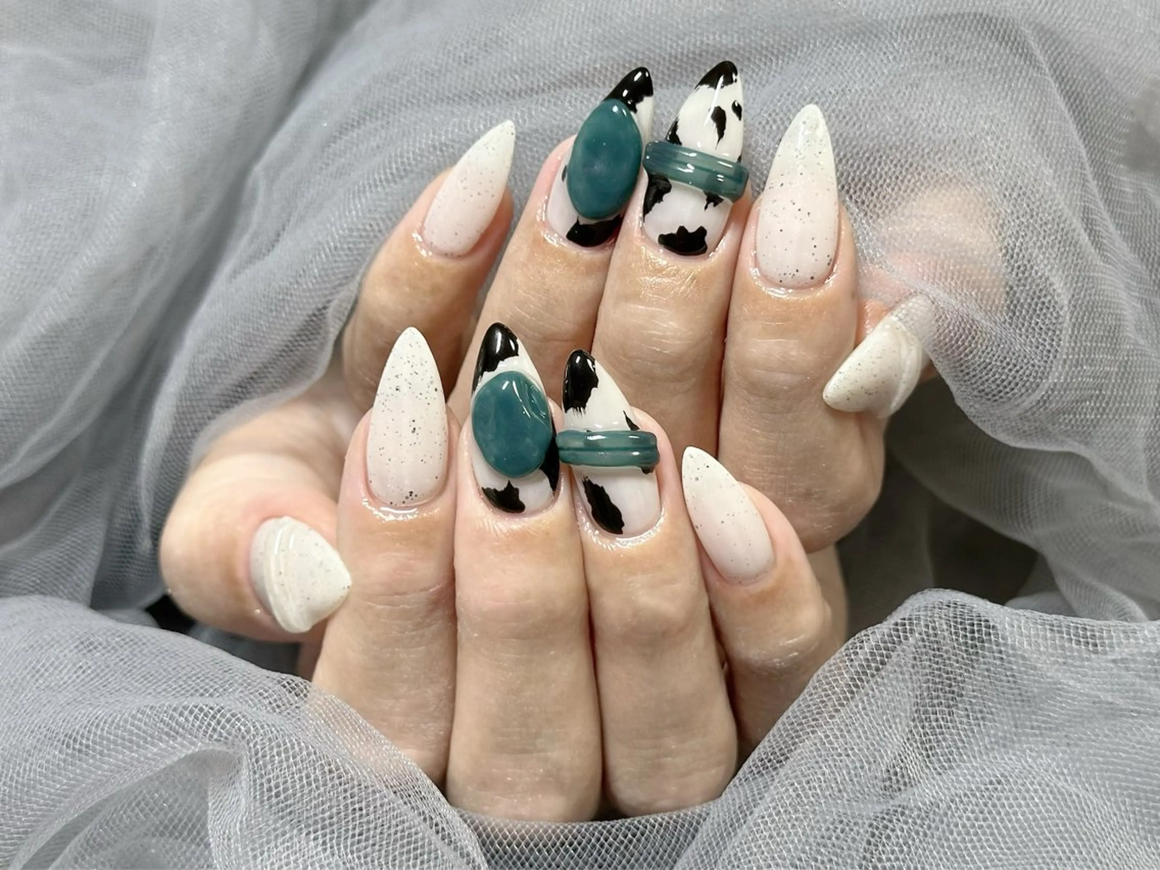 ネイル ジェルネイル ハンドネイル Nail Salon KURELLYのネイルデザイン