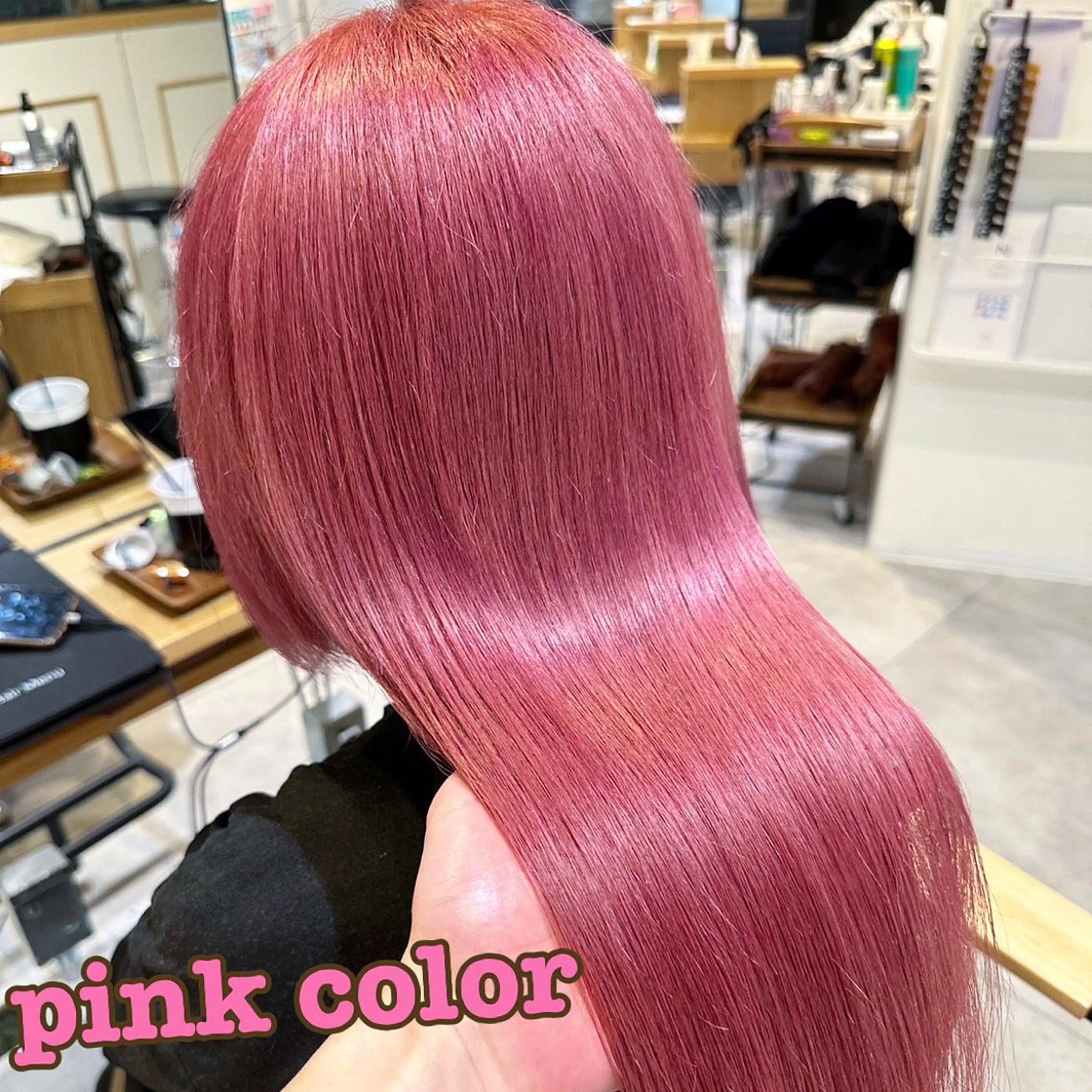 ロング カラー ブリーチ ピンクカラー カット ヘアカラー トリートメント 南上 野々佳のヘアスタイル