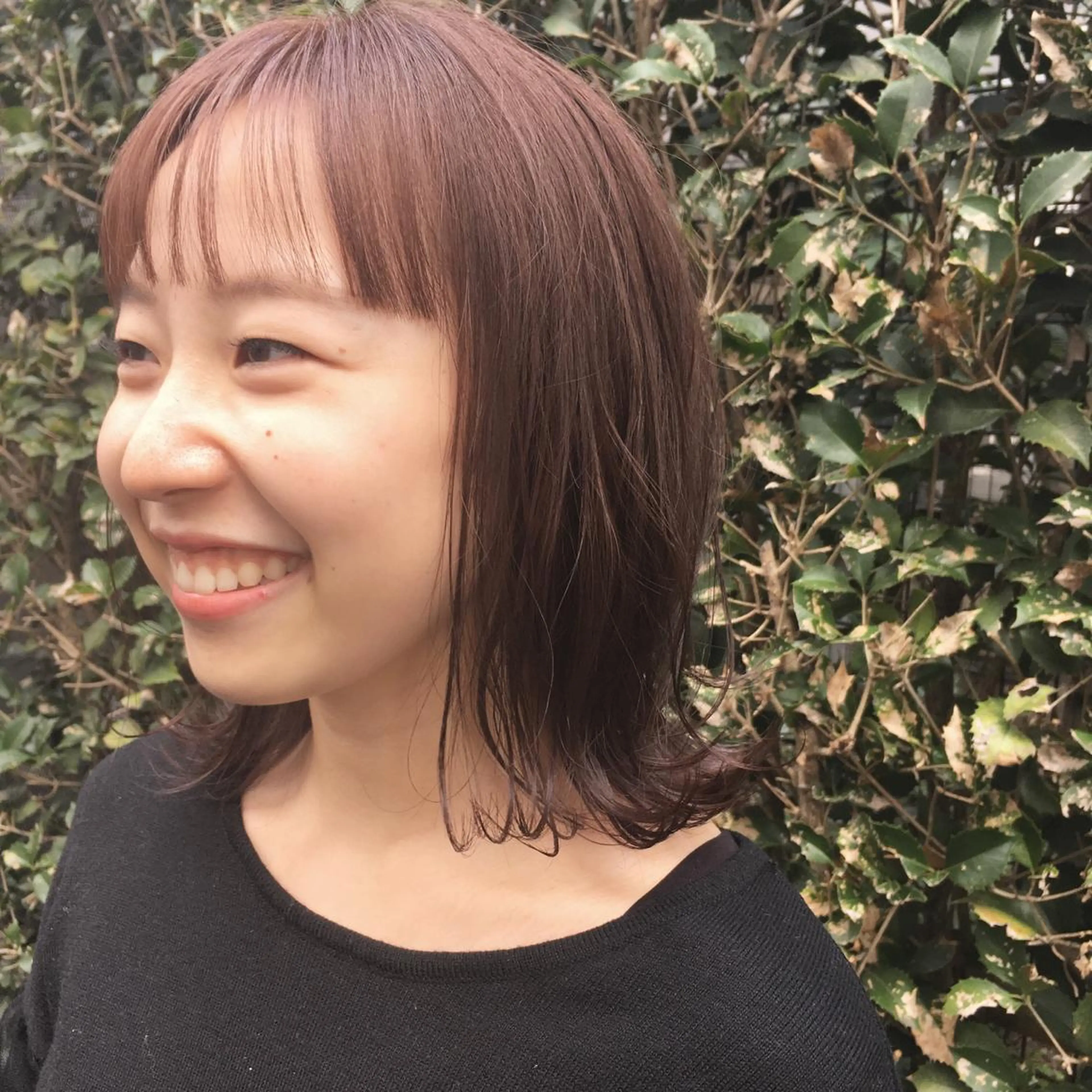 ミディアム 金子 歩実のヘアスタイル