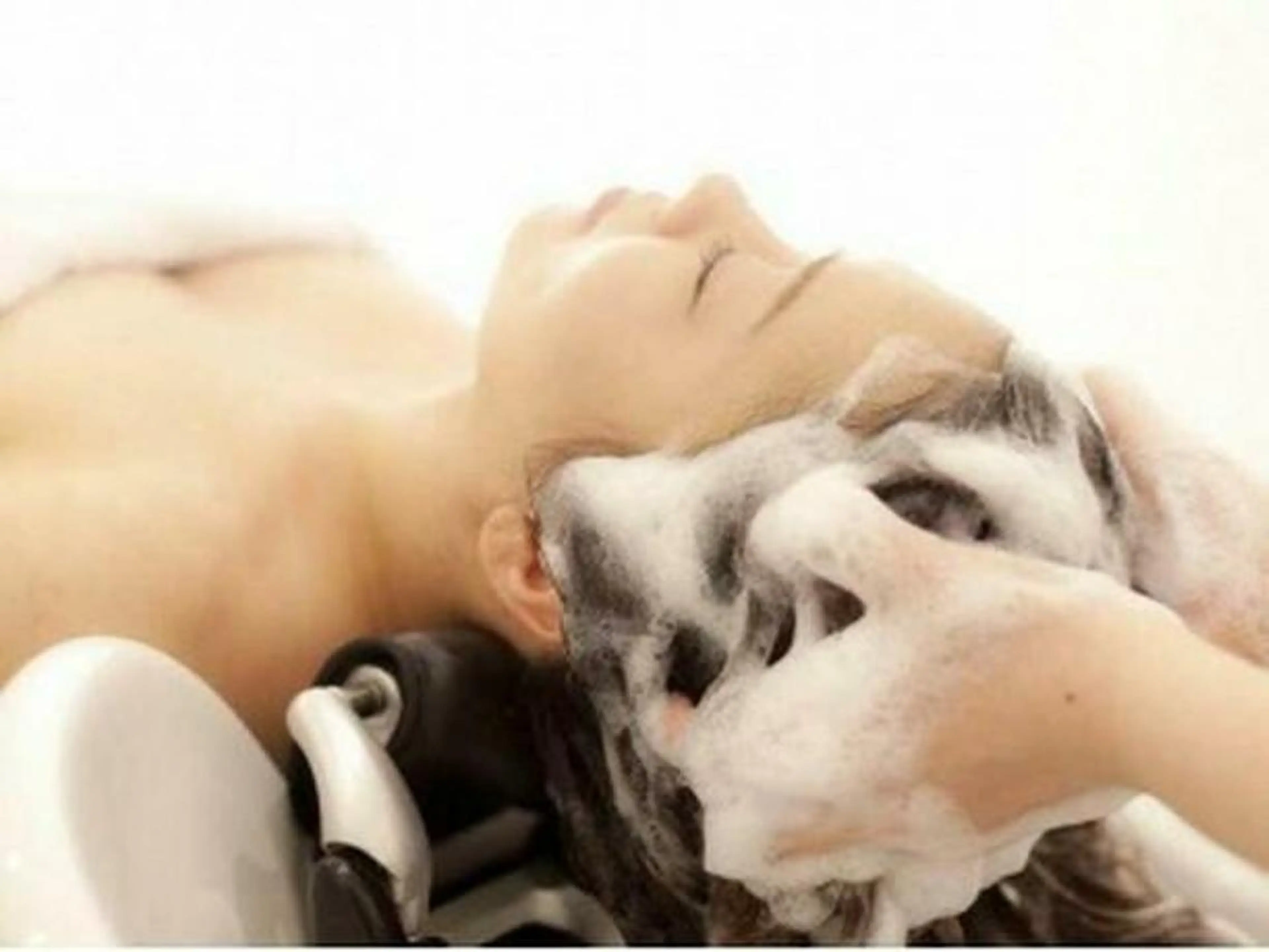 シャンプー+ブローの写真