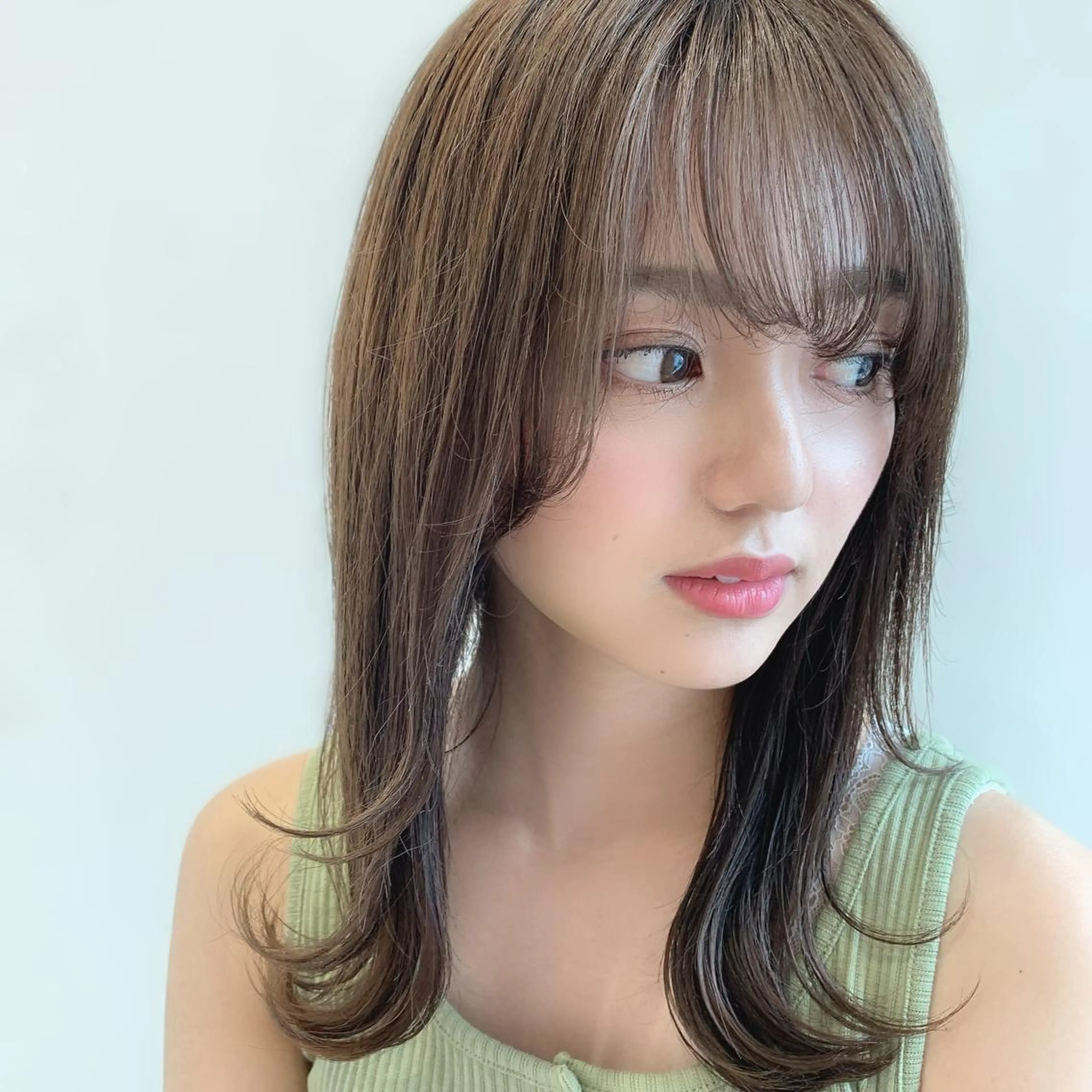 ミディアム 木俣 真也のヘアスタイル