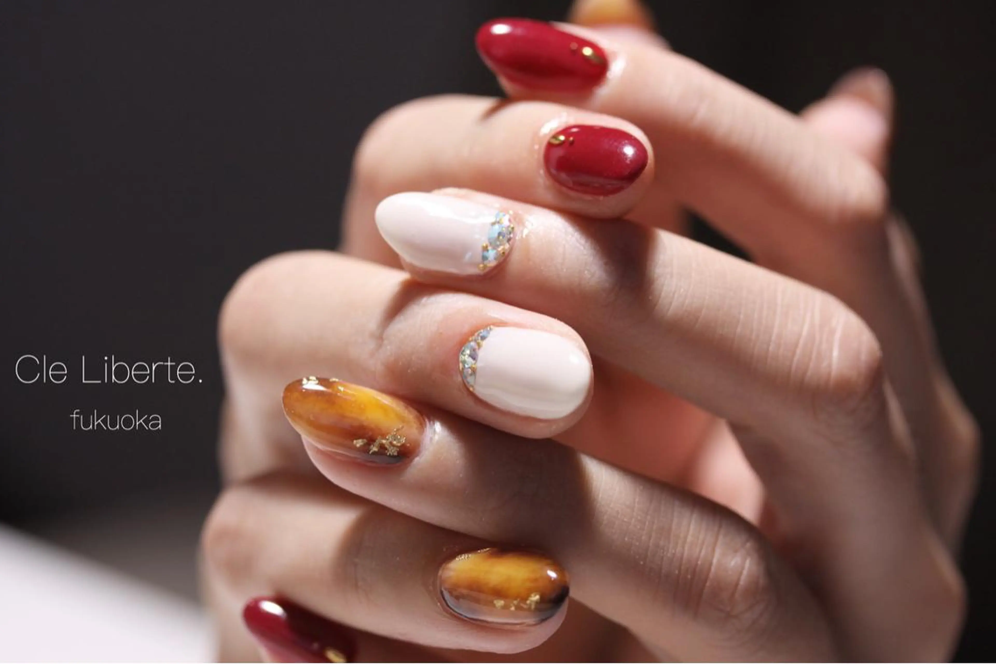 ネイル べっ甲ネイル ボルドー Elio 国泰寺のネイルデザイン