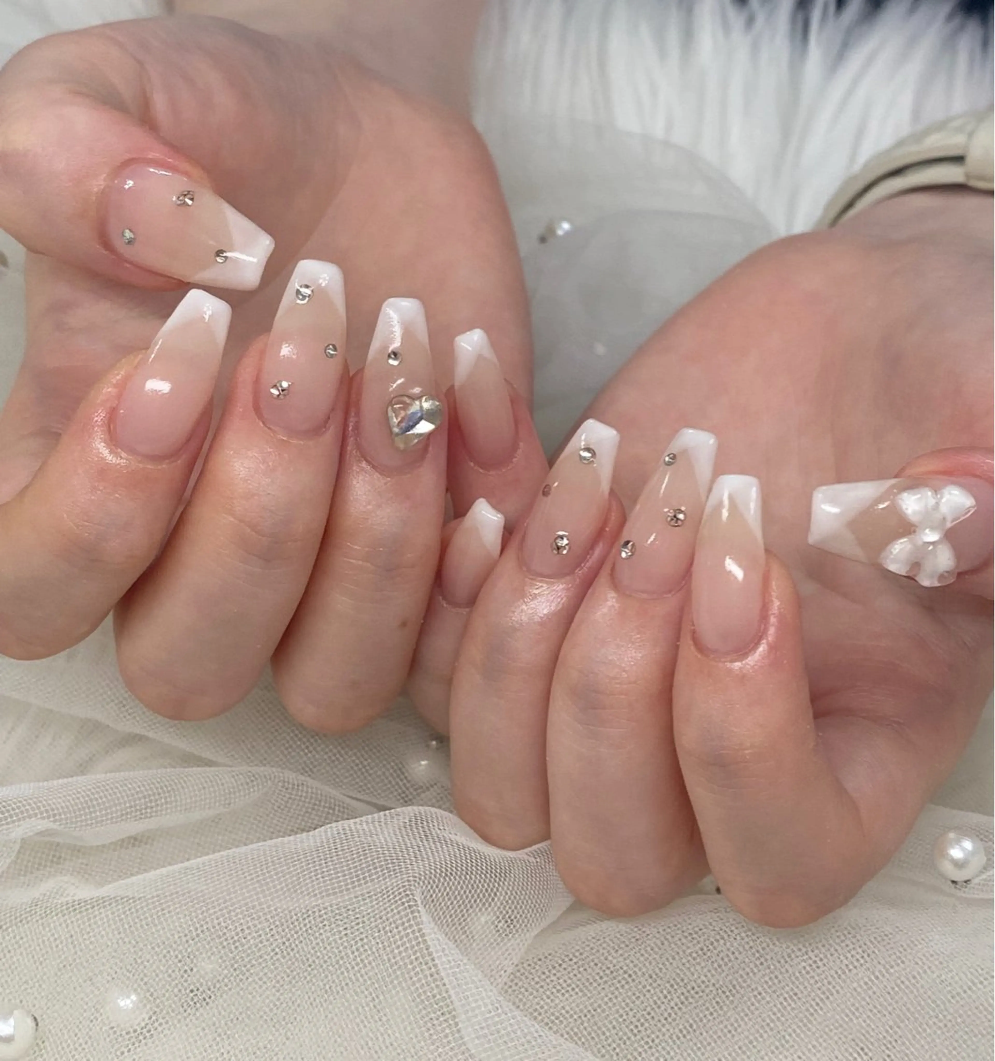 カラー ハンドネイル Bitty／ SENA⋆˙⟡ —のネイルデザイン