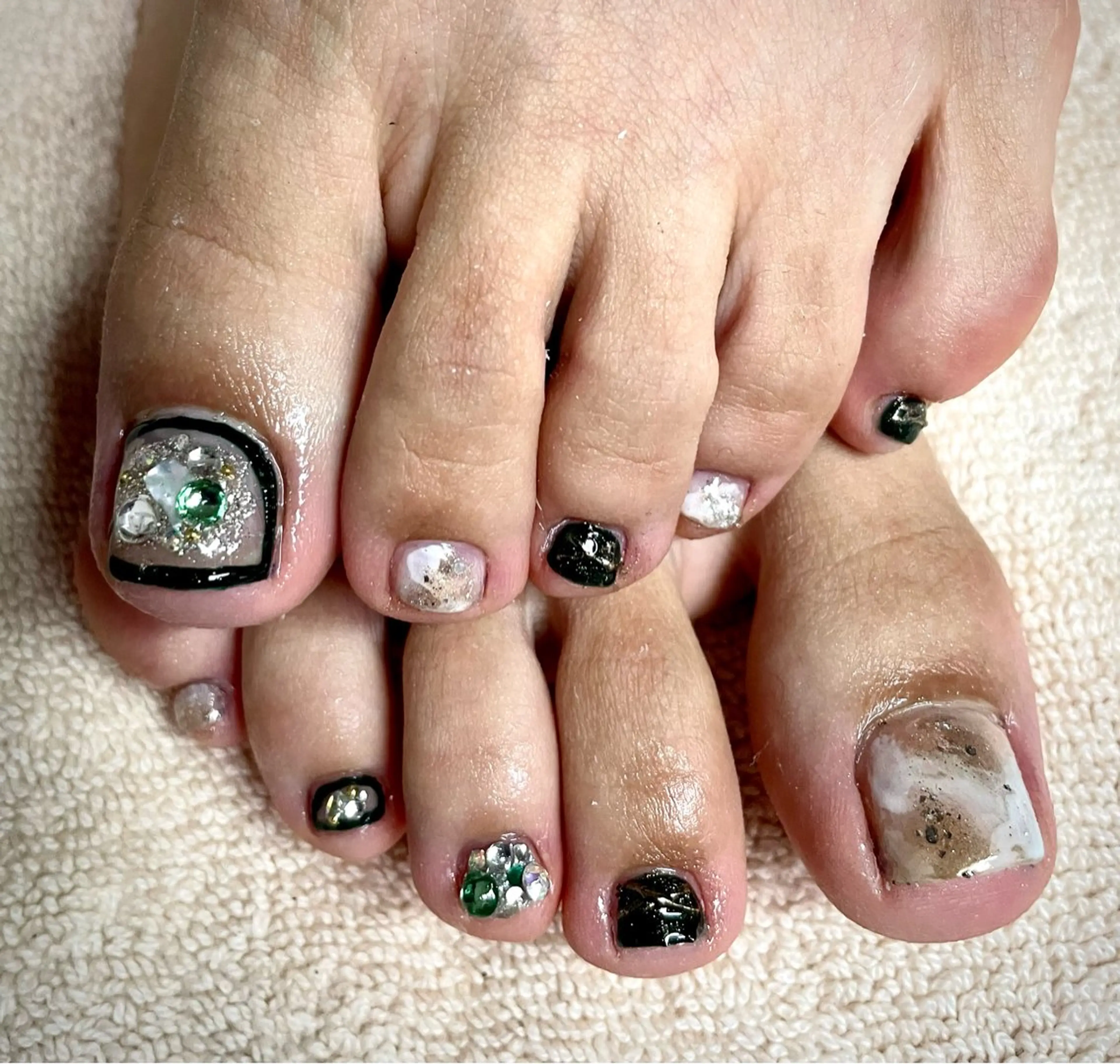 ネイル nailsalon sugarr所属・nailist cocoのネイルデザイン