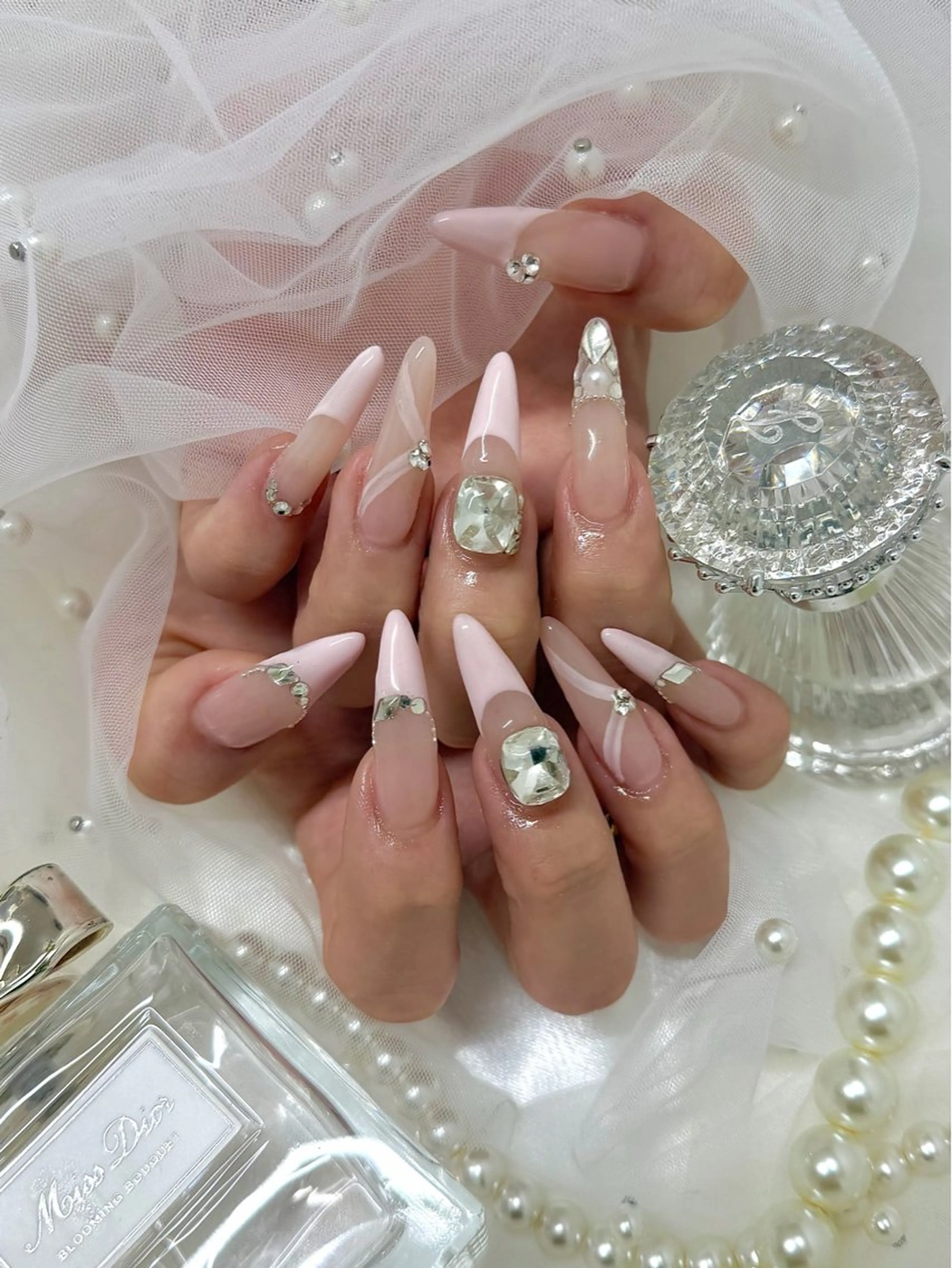 ネイル Sii nail 🤍SAKIのネイルデザイン