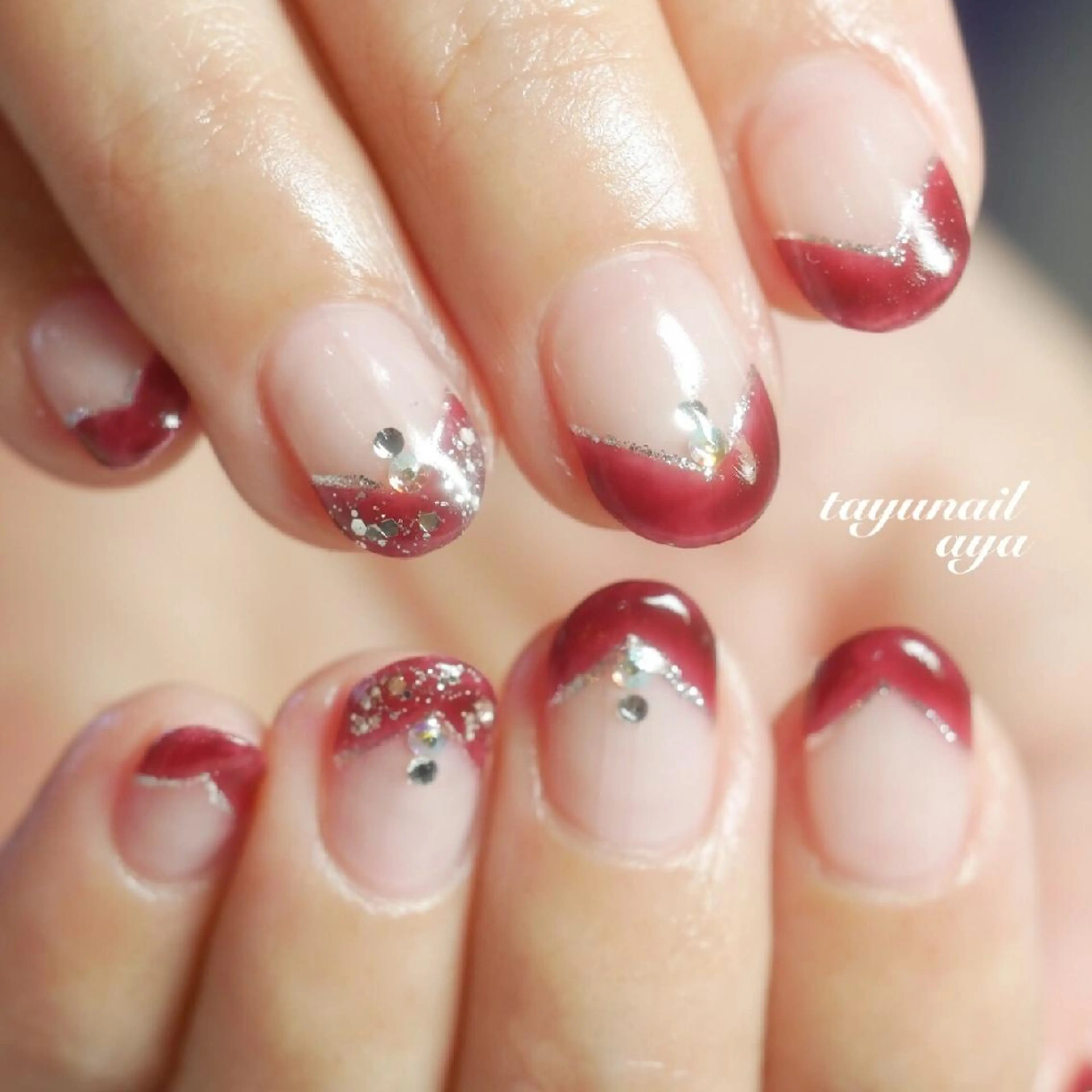 ネイル ブルー フレンチネイル ジェルネイル パラジェル シルバー ネイルサロン 【たゆnail】のネイルデザイン