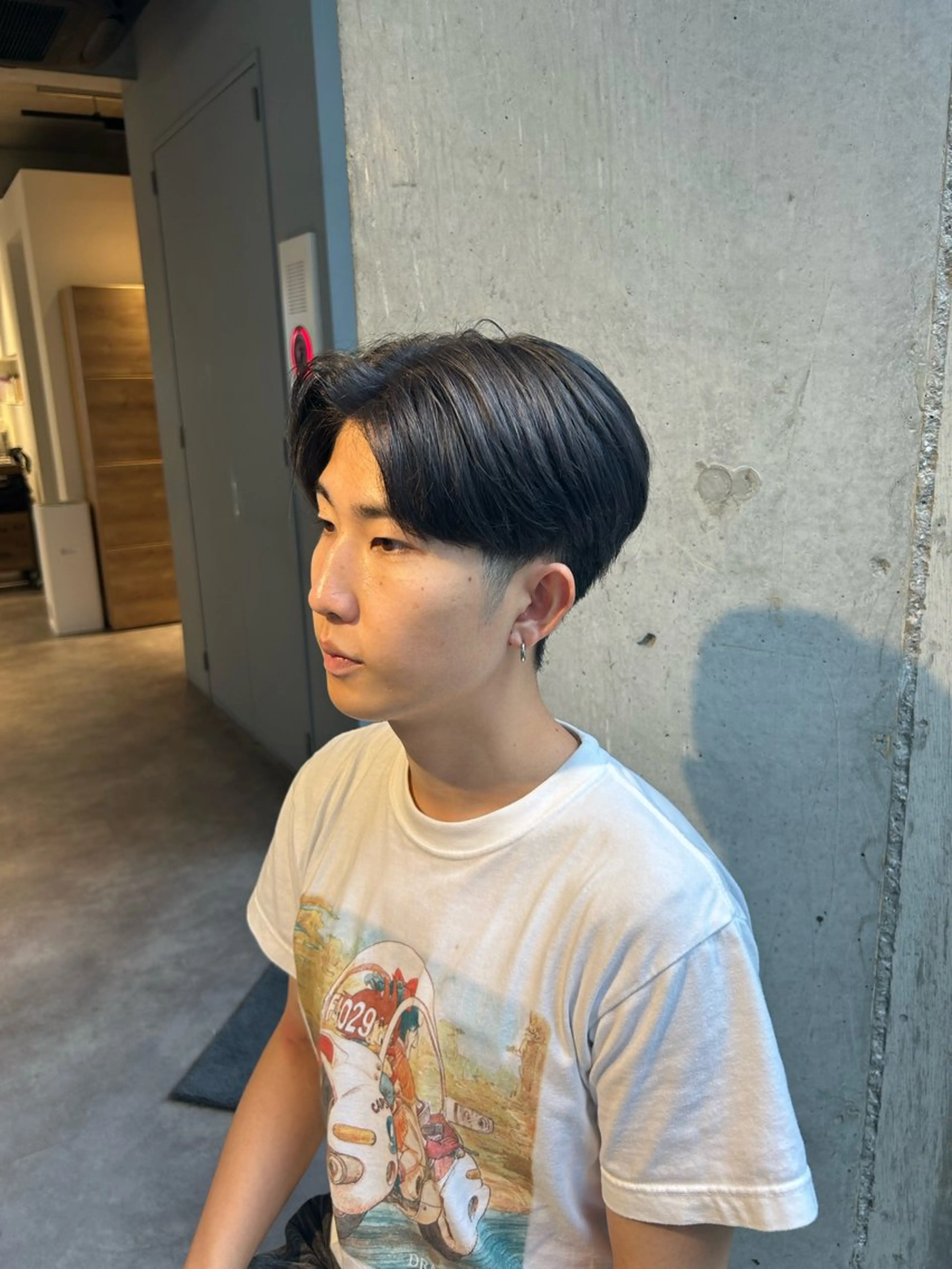 ショート メンズ メンズブリーチ アッシュ アッシュグレー ヘアカラー 葉月/ボブ/ 透明感カラー／中目黒のヘアスタイル