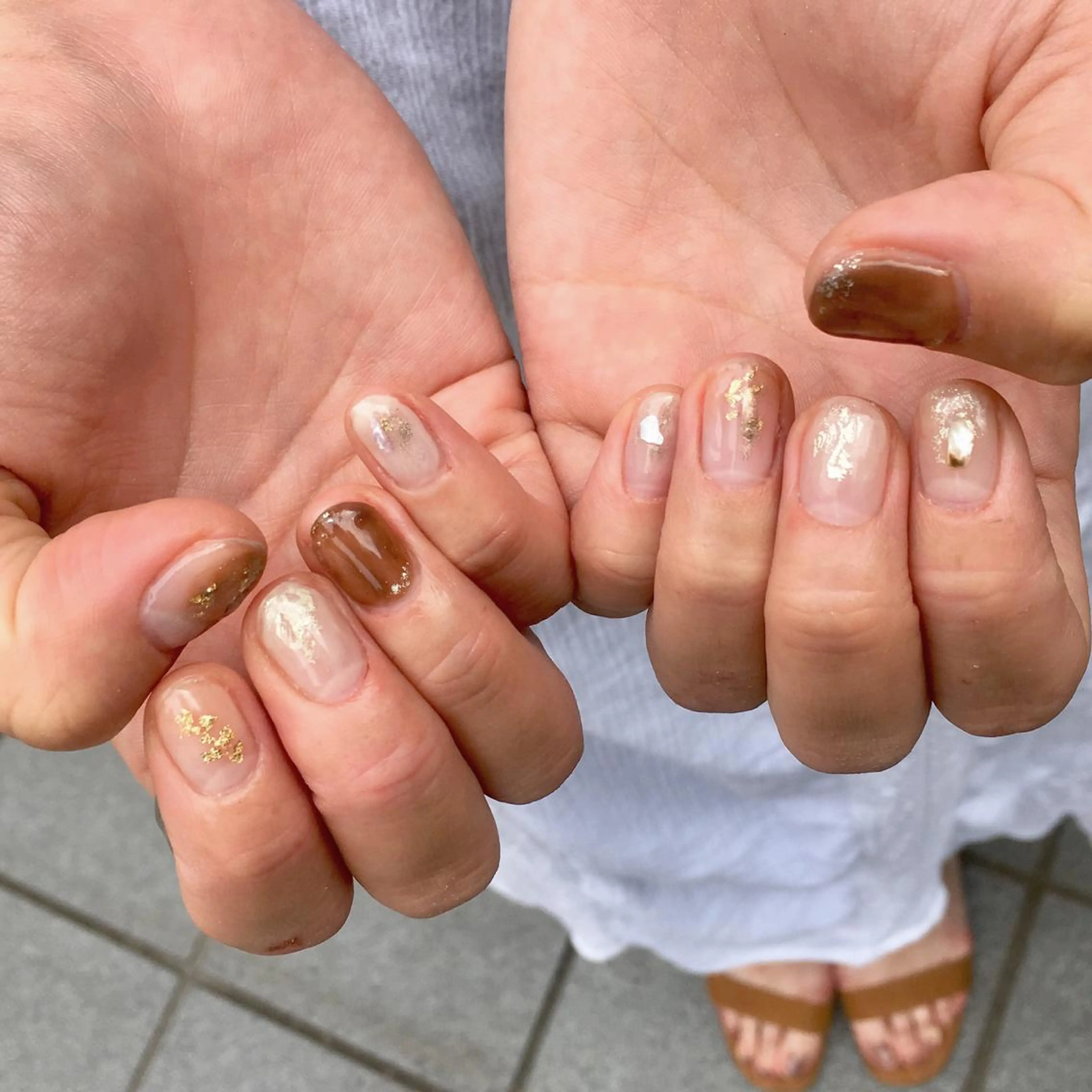 ネイル ブラウン ハンドネイル 栗林 実莉のネイルデザイン