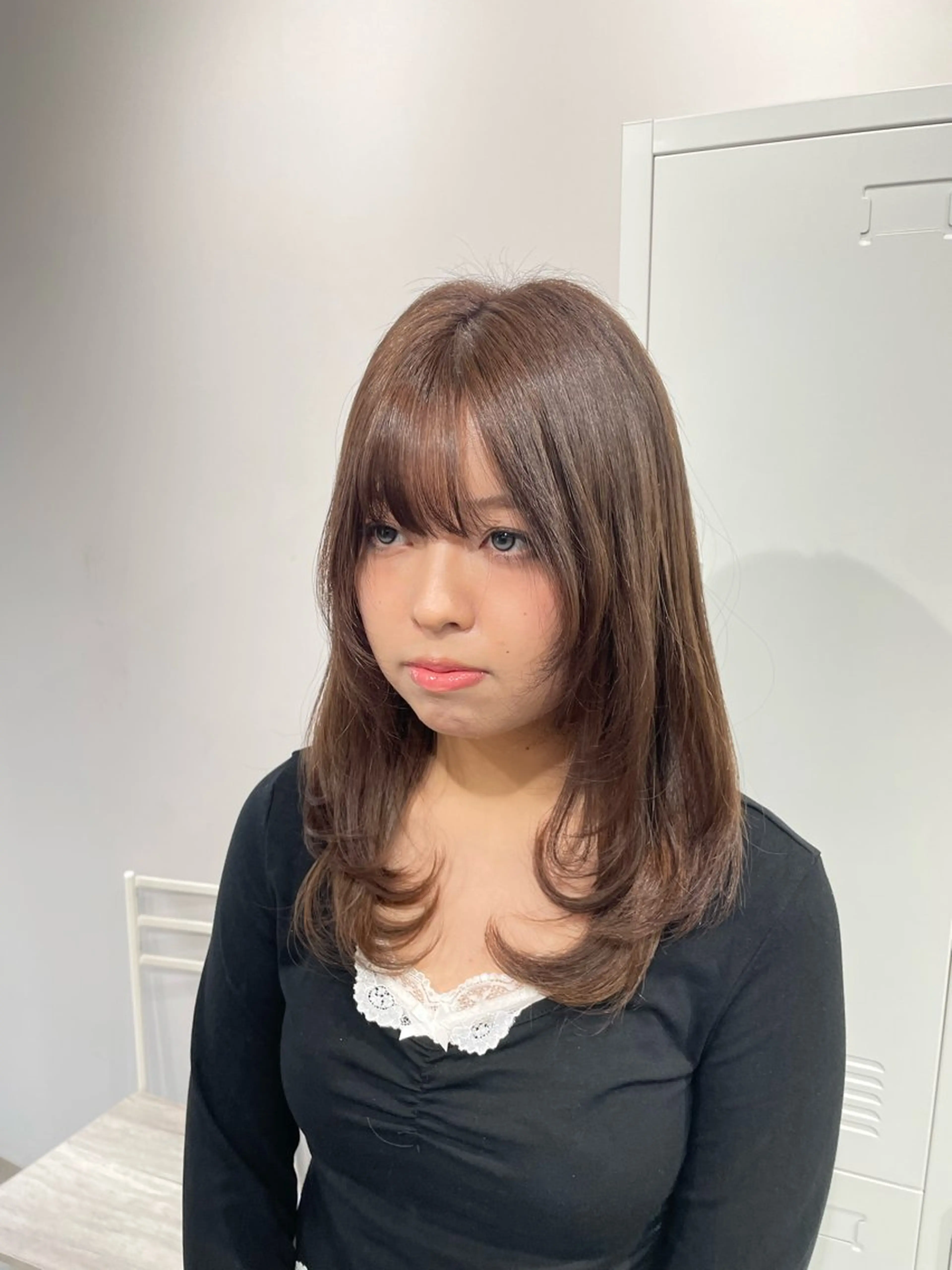 セミロング カラー REINA ISHIDOのヘアスタイル