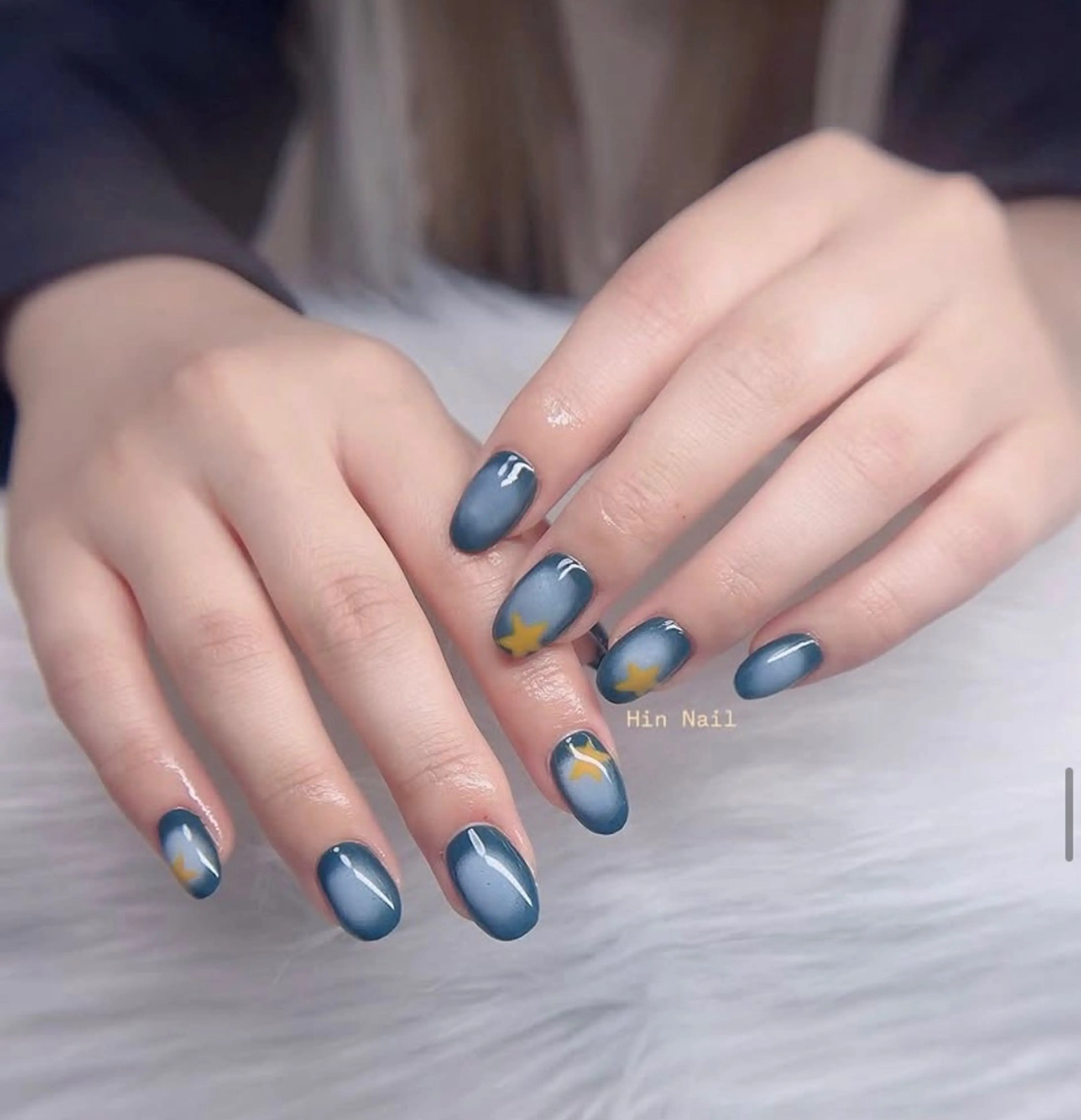 ネイル ハンドネイル Hin Nailsのネイルデザイン