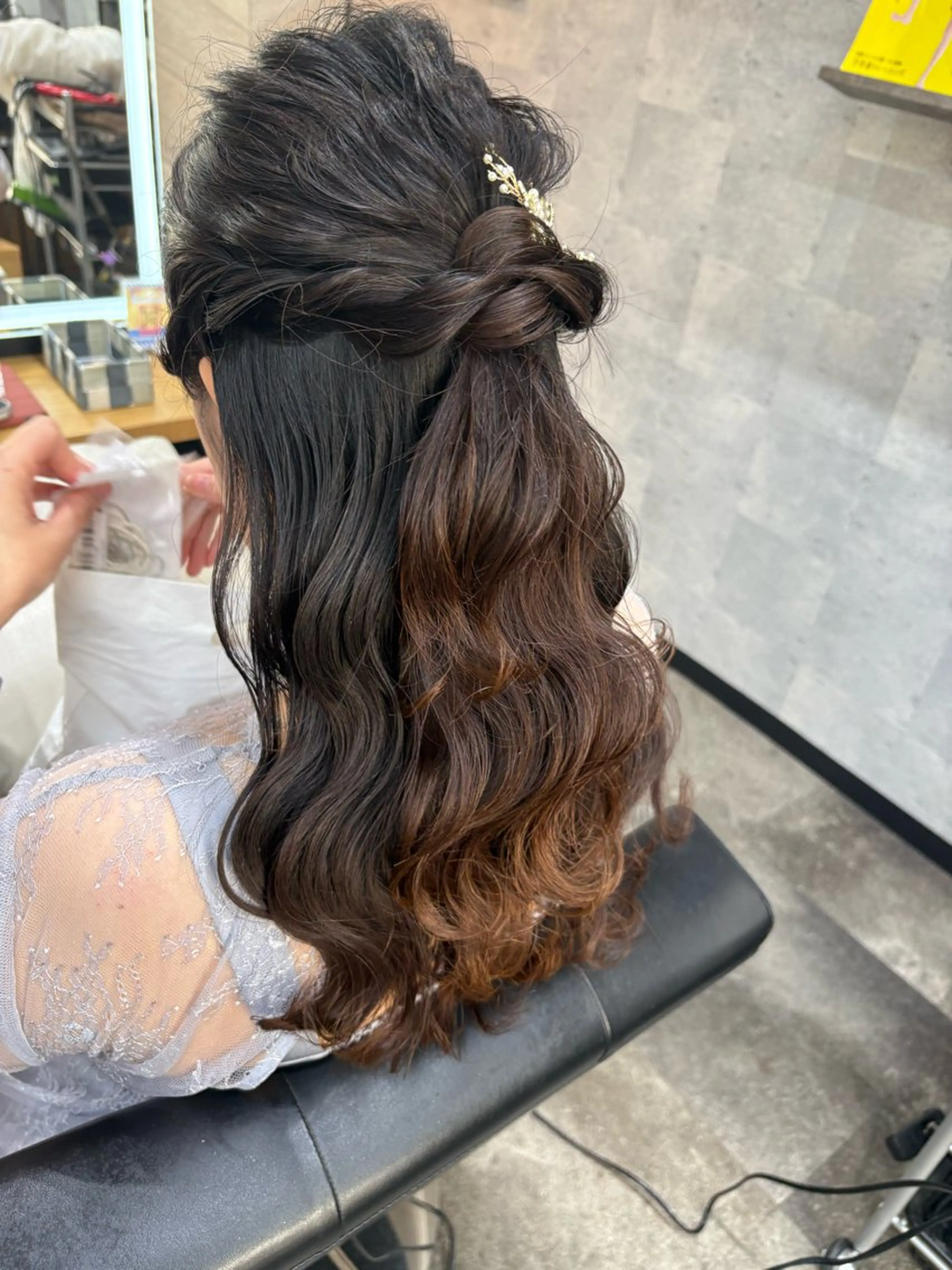 セミロング ヘアアレンジ ハーフアップ ヘアセット SHANTi 飯塚 ヘアセット/髪質改善のヘアスタイル