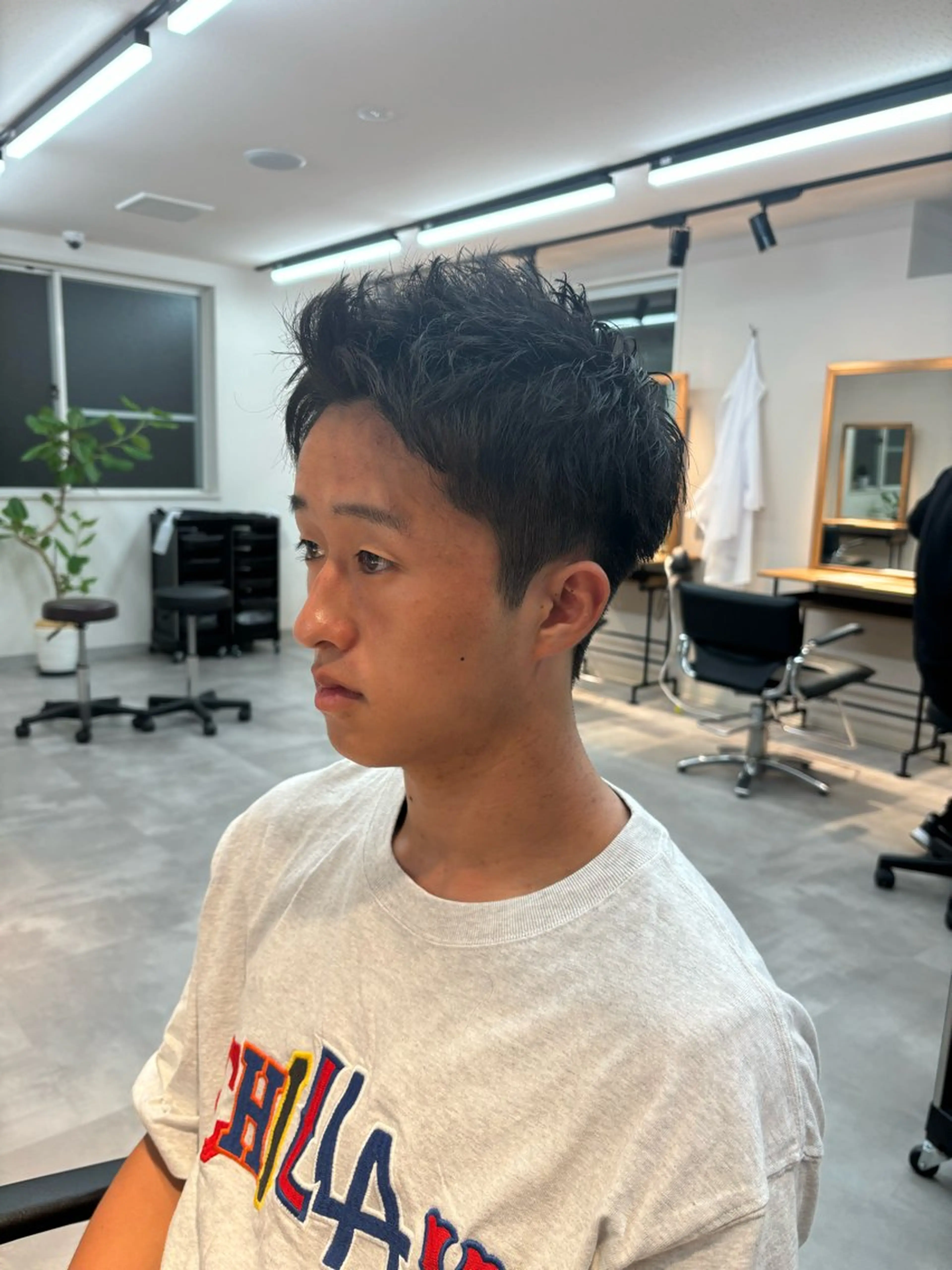 メンズ アップバング ツーブロック カット 保立/フェザーパーマ /メンズカット千葉のヘアスタイル