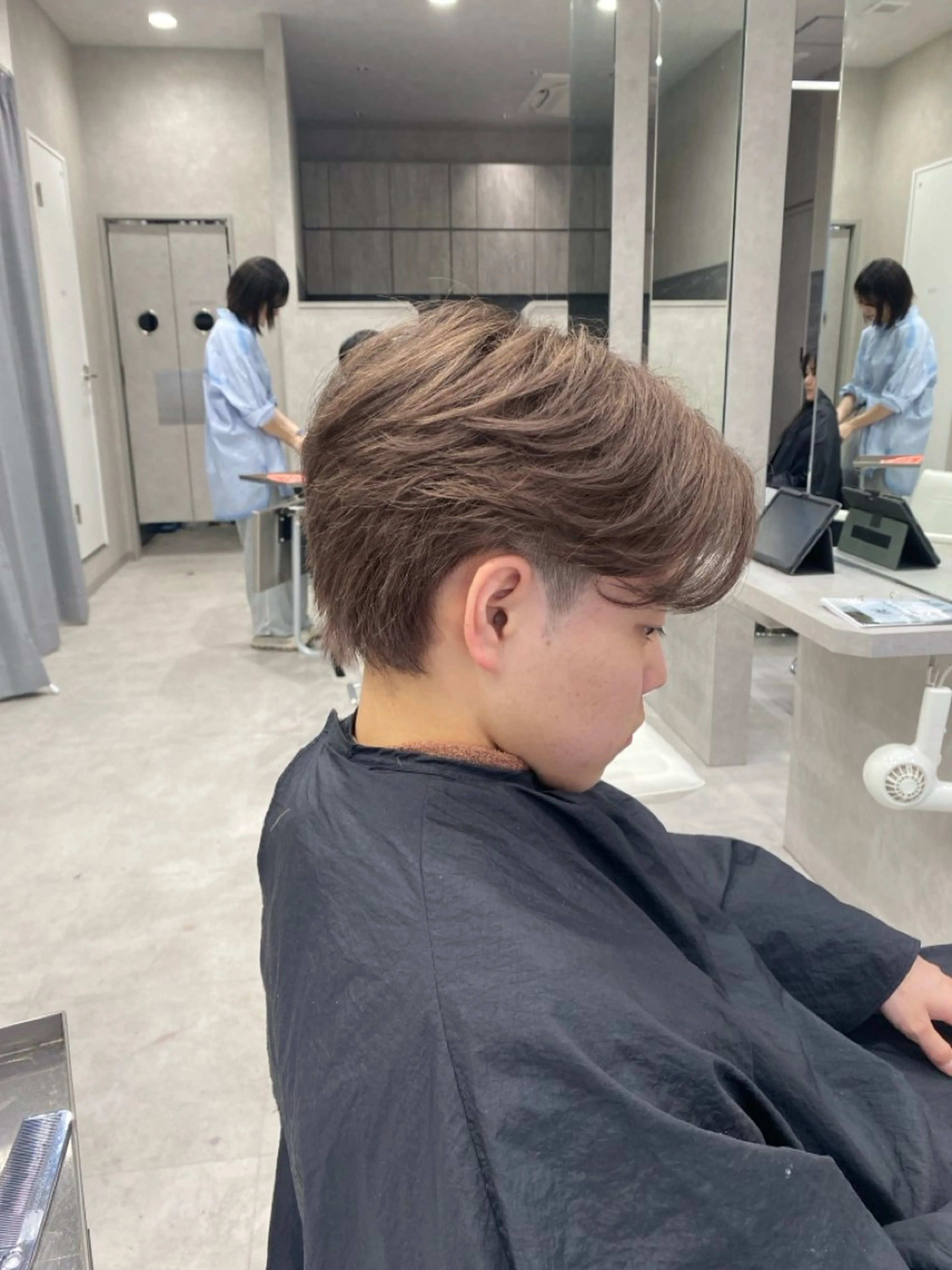 ショート カット ヘアカラー ヘアセット 髪質改善/レイヤー 🫧山本勇輝🫧のヘアスタイル