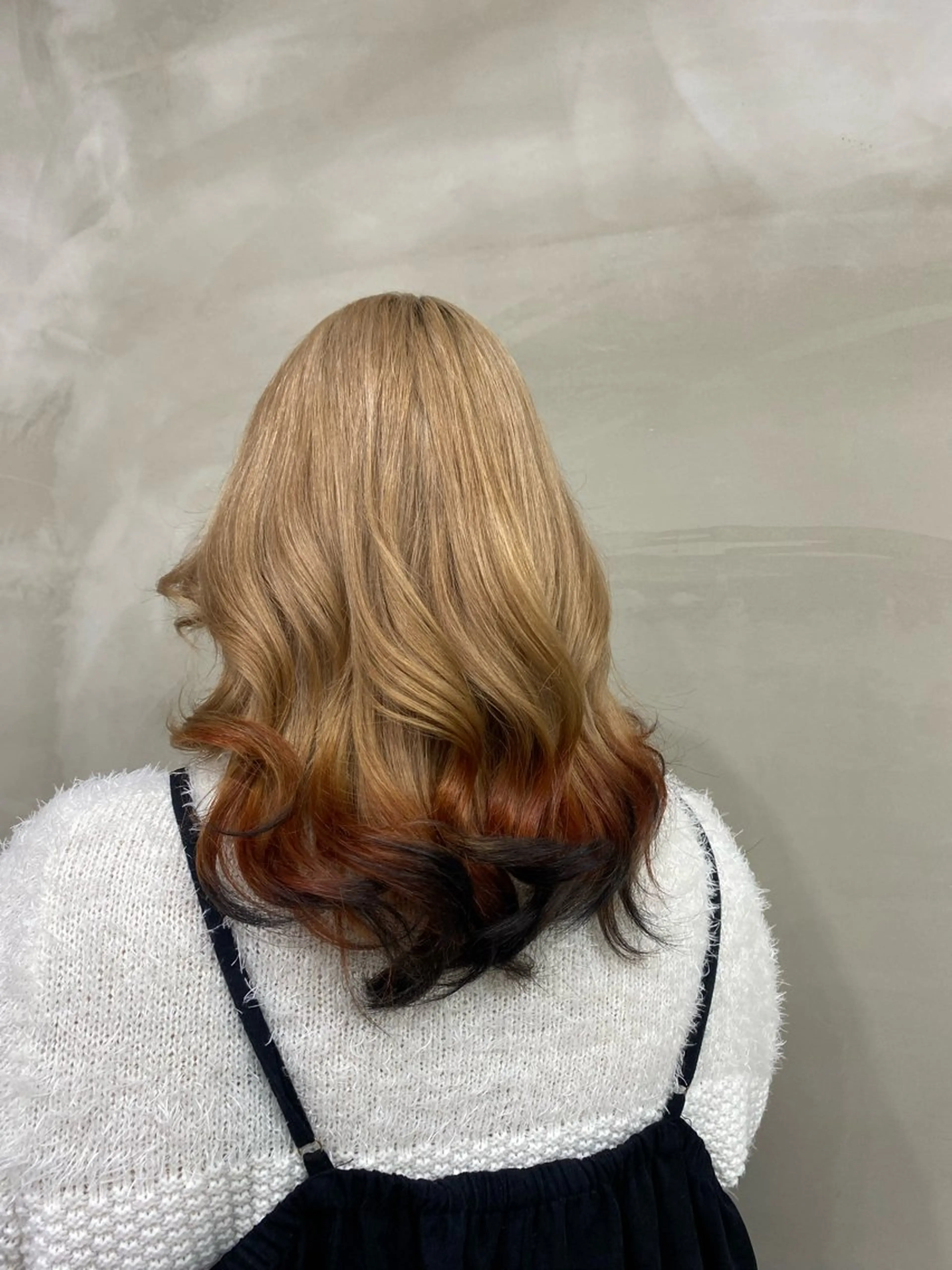 ミディアム カラー GRANDEUR やまだかなのヘアスタイル