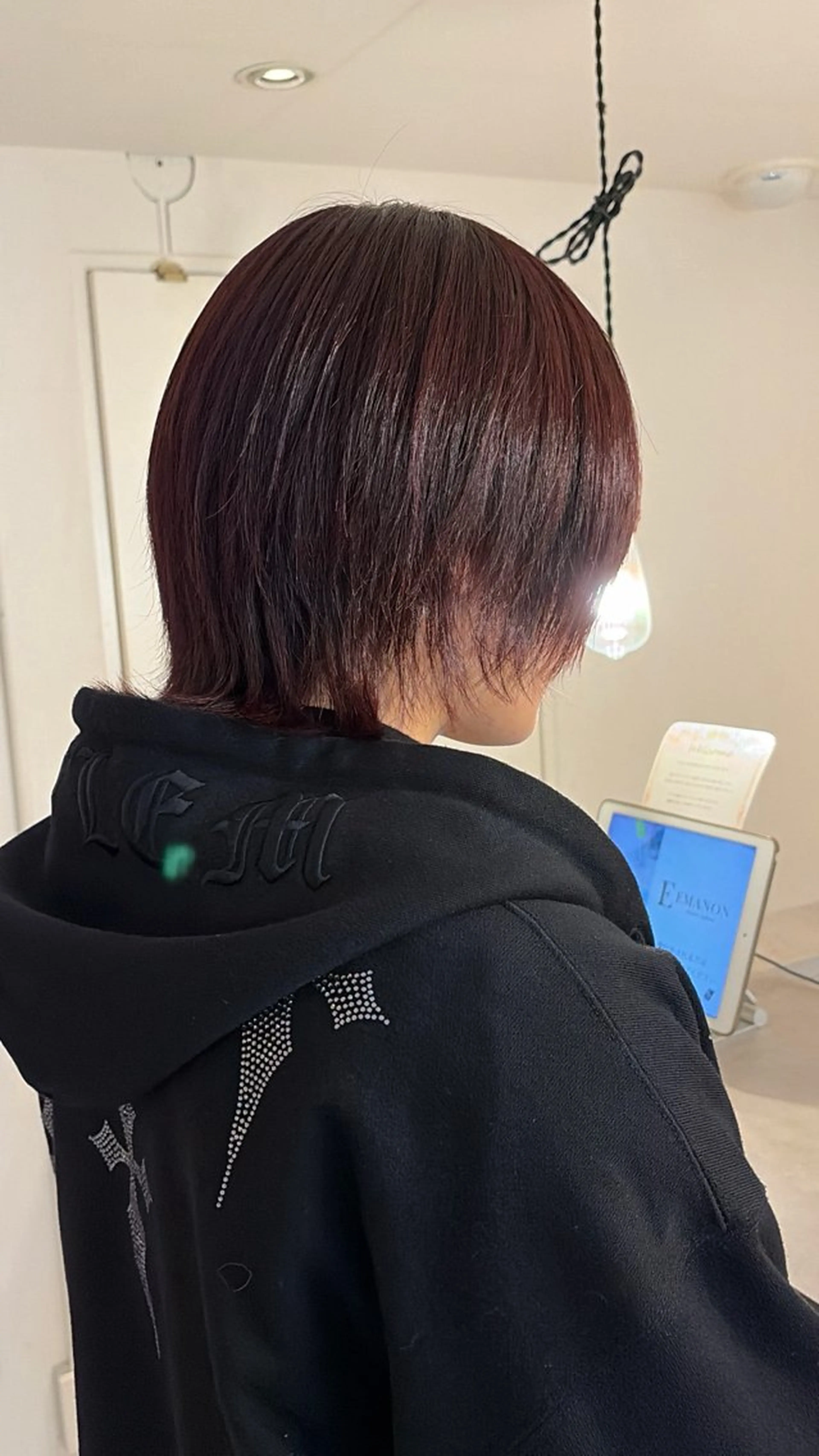ミディアム カラー メンズ メンズブリーチ ブリーチ ブリーチなしカラー カット ヘアカラー ☁️ケアブリーチ￤ ウルフ￤Shioriのヘアスタイル