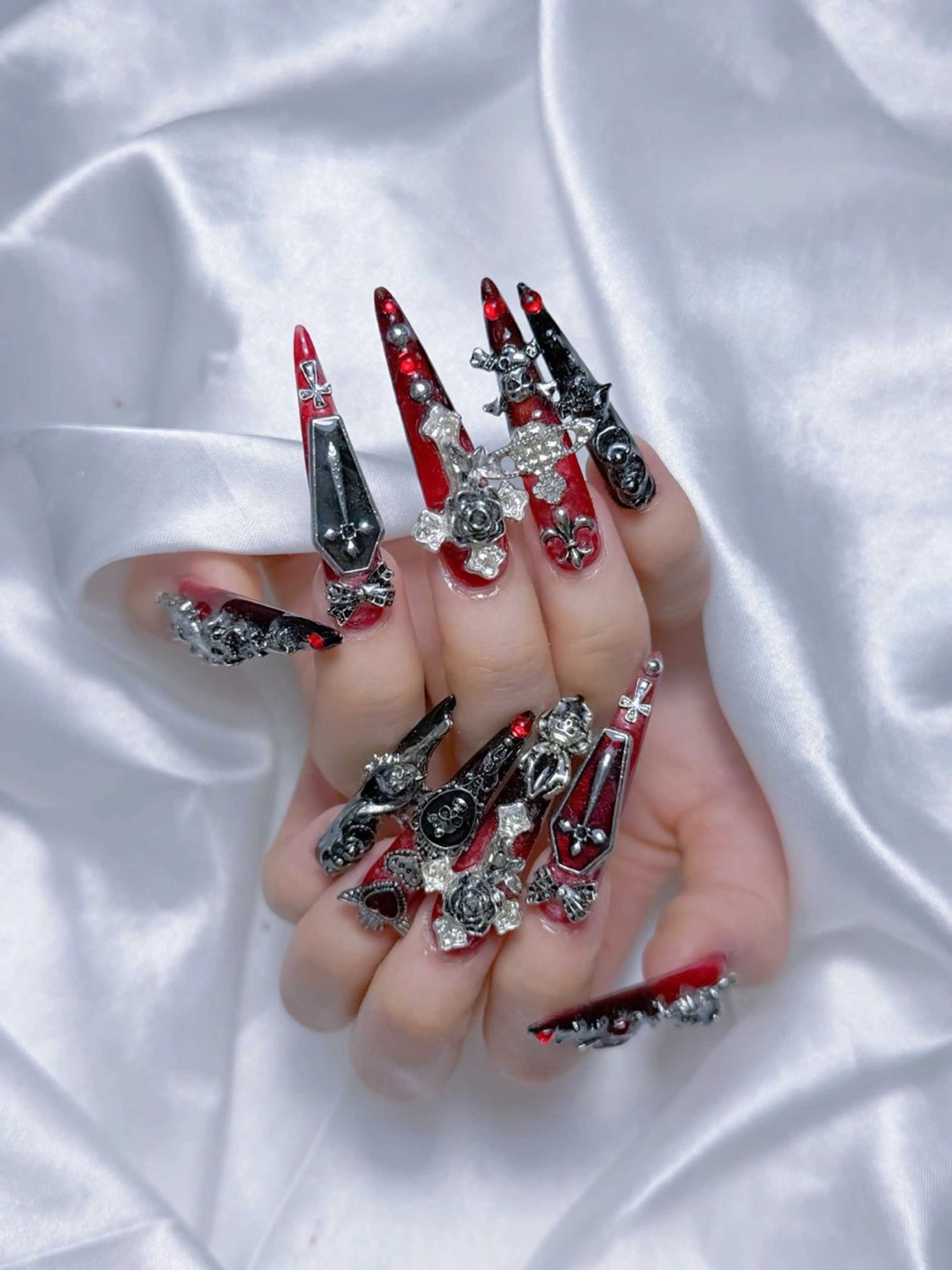 ネイル ハンドネイル LEELA NAIL STUDIOのネイルデザイン
