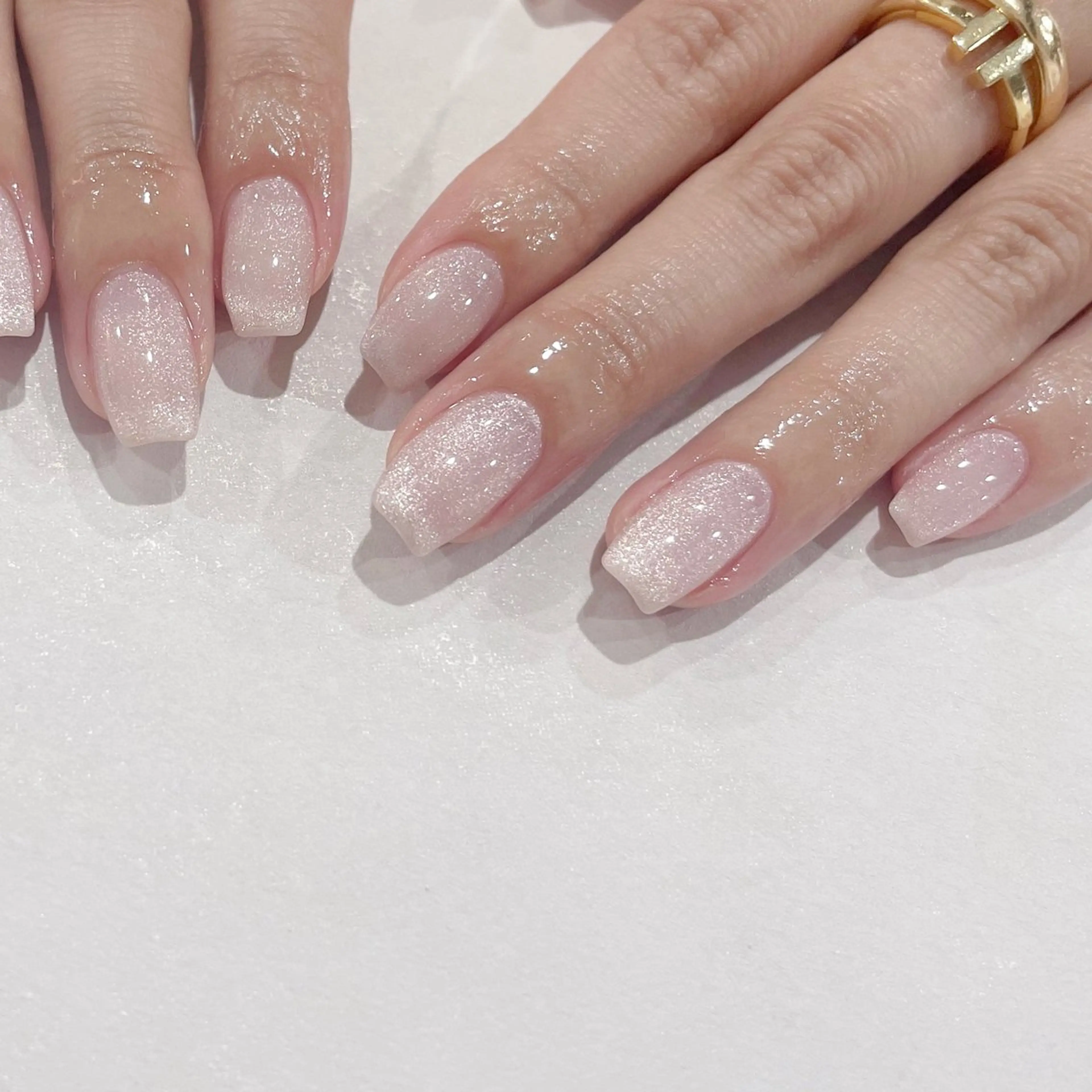 ネイル キラキラネイル マグネットネイル パラジェルサロン 大人女性が通うサロンのネイルデザイン