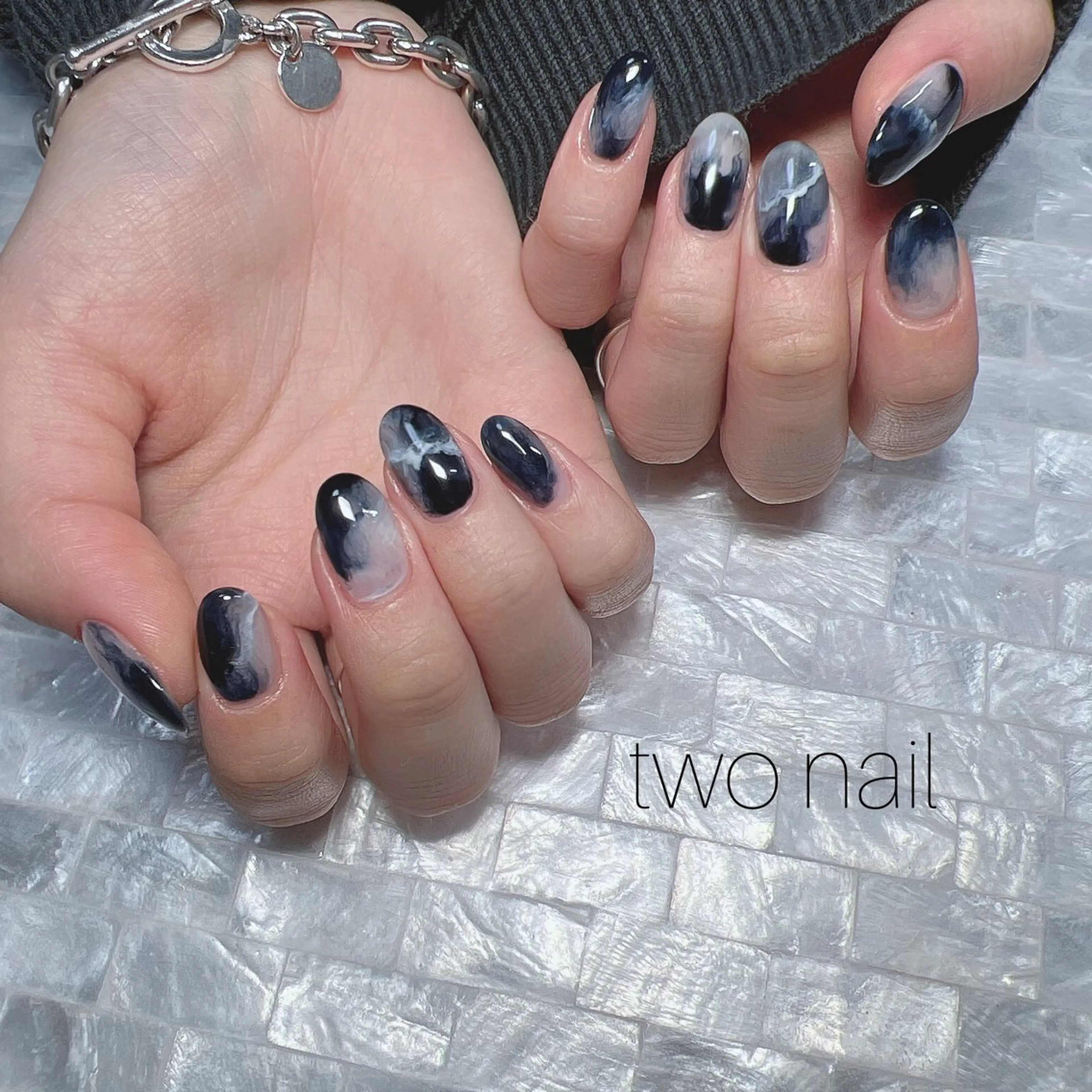 ネイル アートネイル ネイルチップ ホワイト ハンドネイル two nailのネイルデザイン