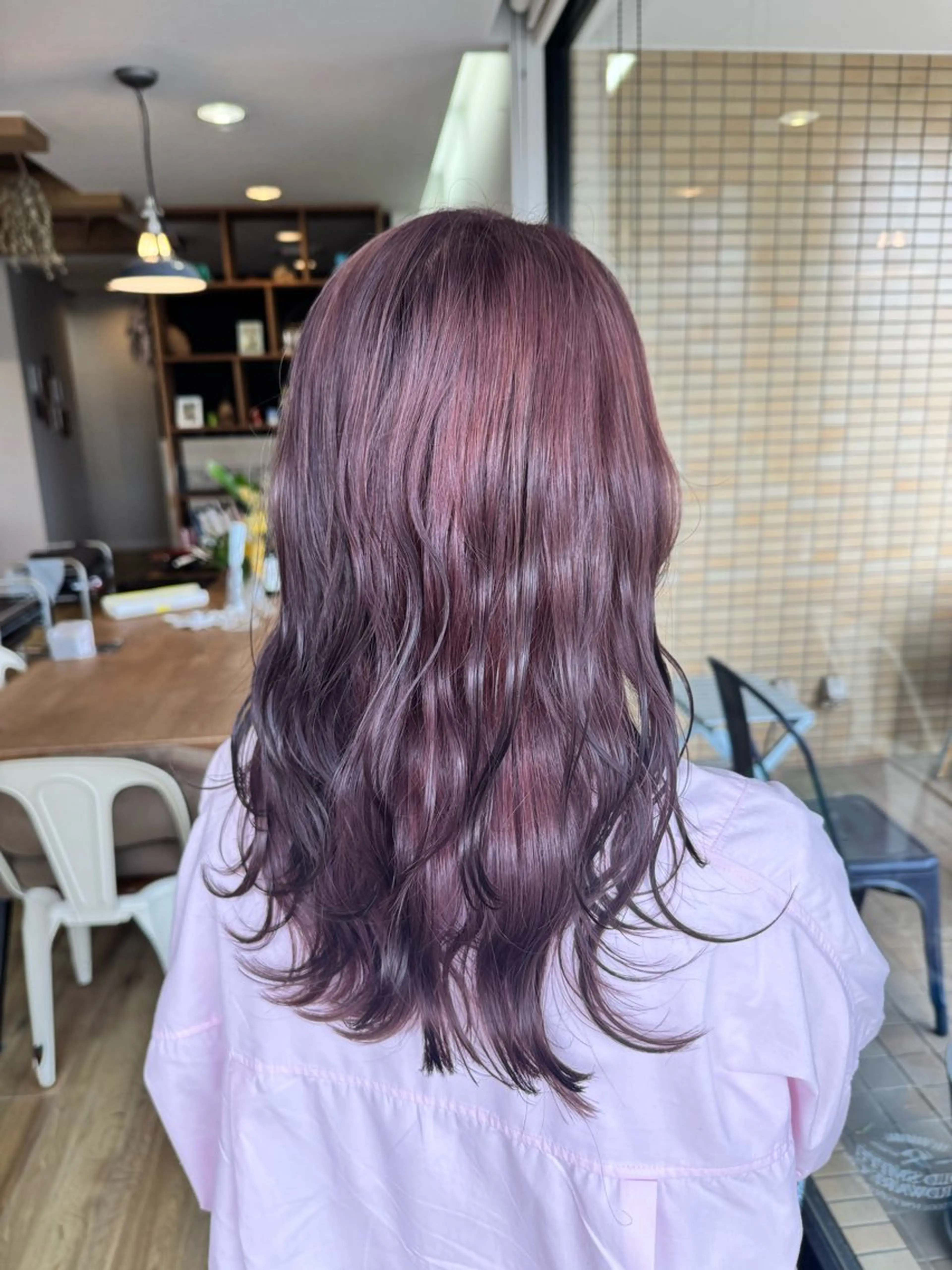 ロング カラー ブリーチ ピンクカラー ヘアカラー トリートメント ツキダテ ユイのヘアスタイル